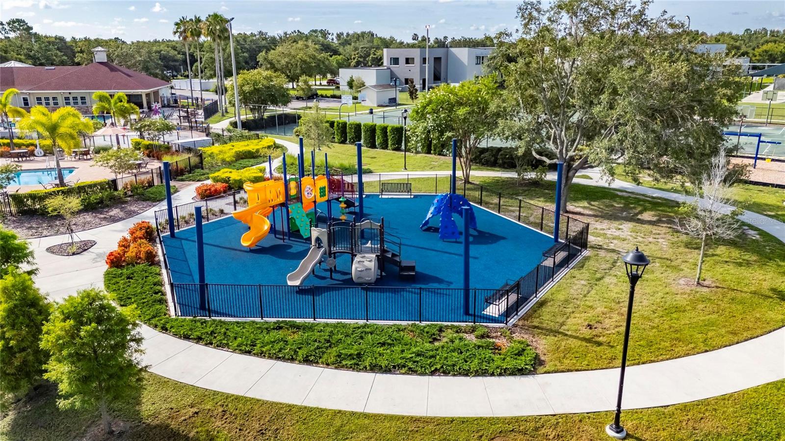 7629 Devonbridge Garden Way Property Photo 78