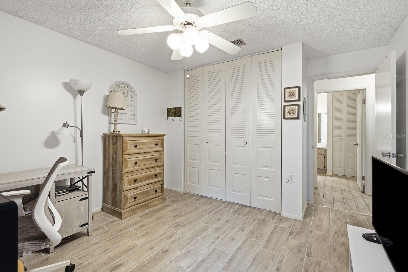 10624 Encino Ct Property Photo 21
