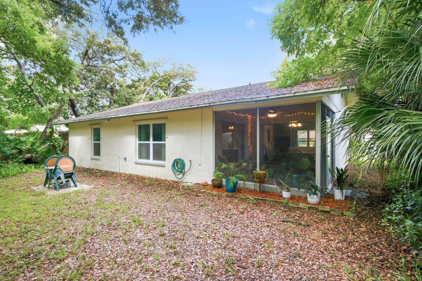 10624 Encino Ct Property Photo 25
