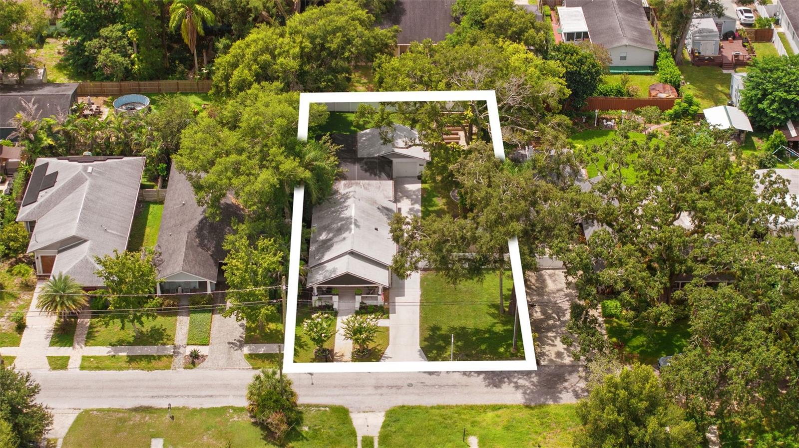 1015 E Crawford St Property Photo 5
