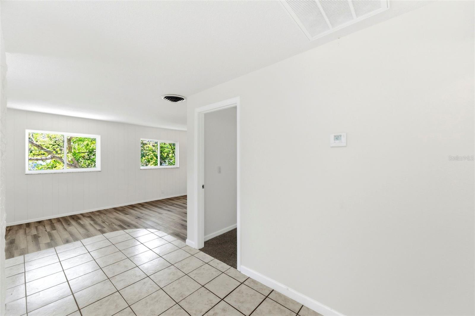 5136 68th St N Property Photo 14