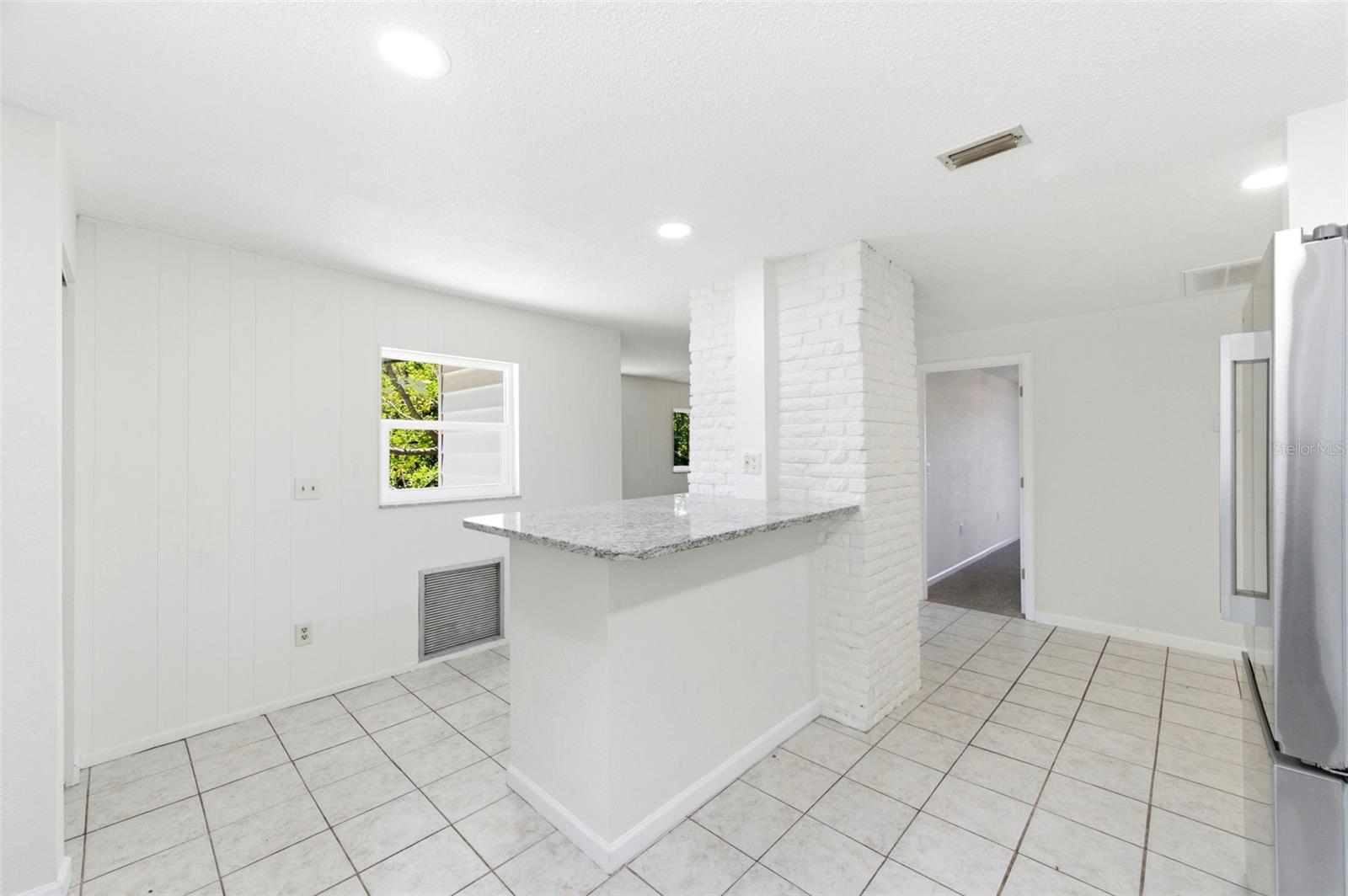 5136 68th St N Property Photo 16