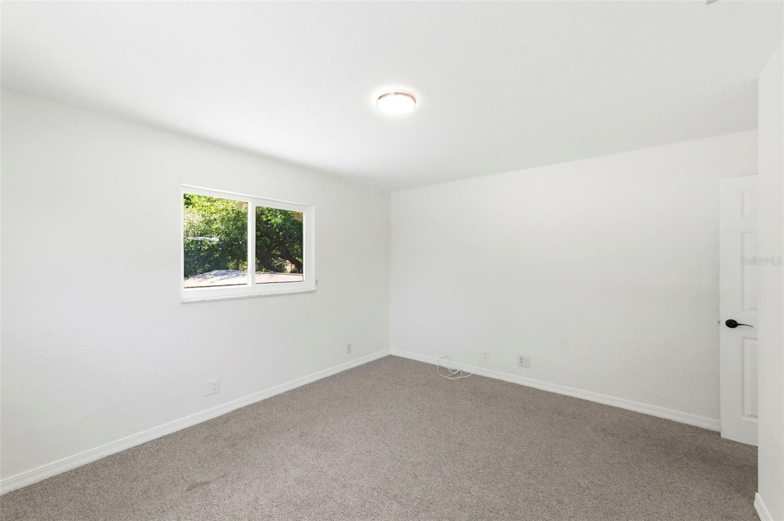 5136 68th St N Property Photo 29