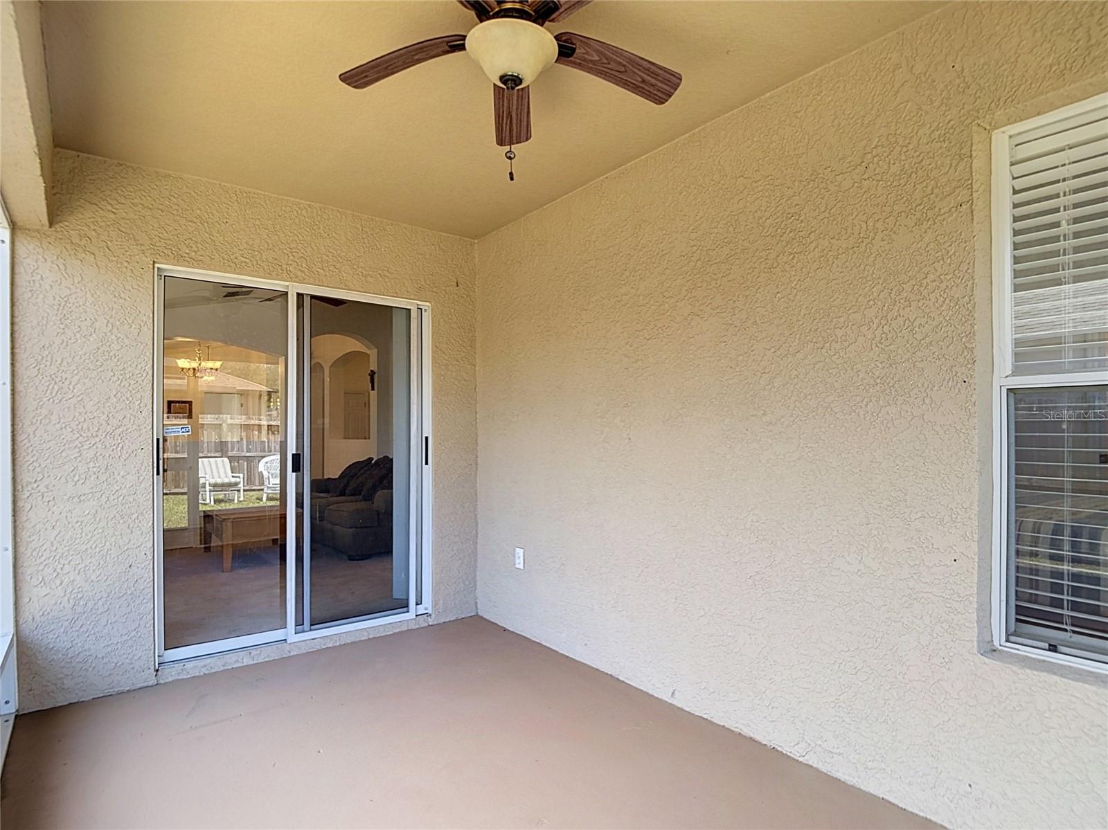 24443 Summer Wind Ct Property Photo 31