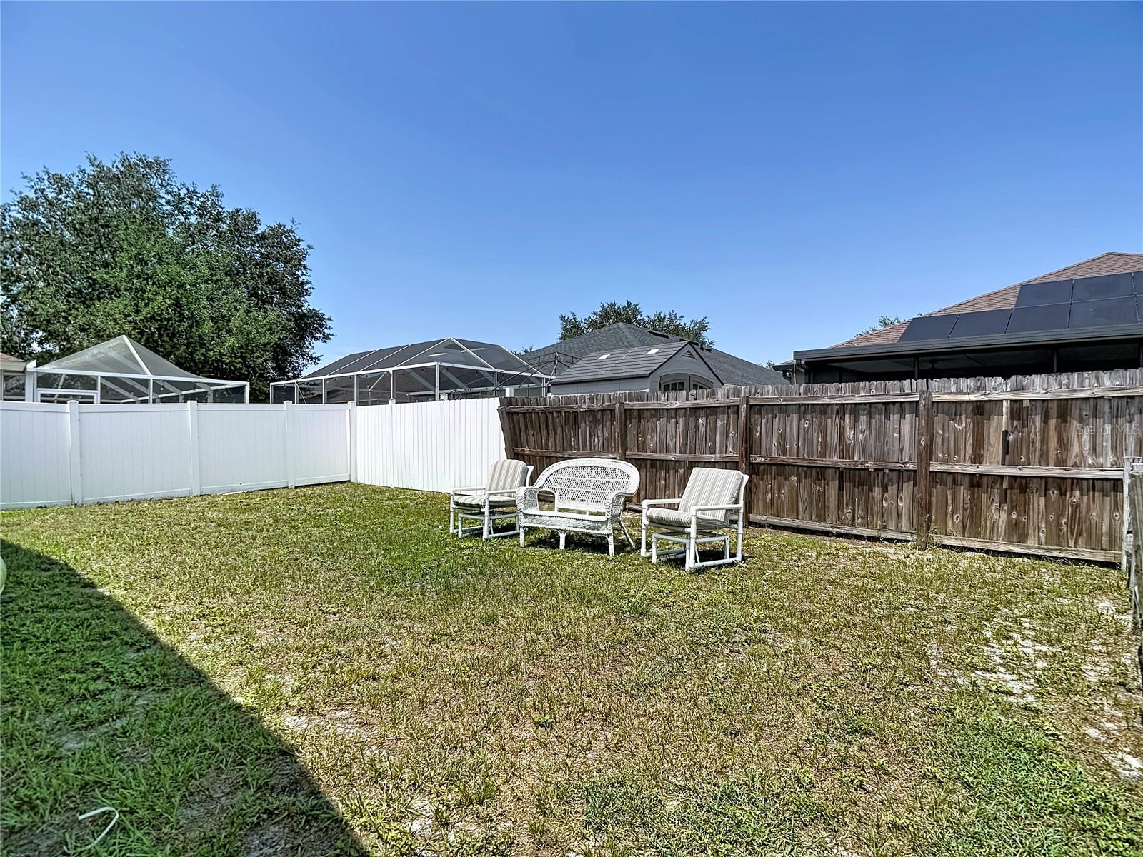 24443 Summer Wind Ct Property Photo 32