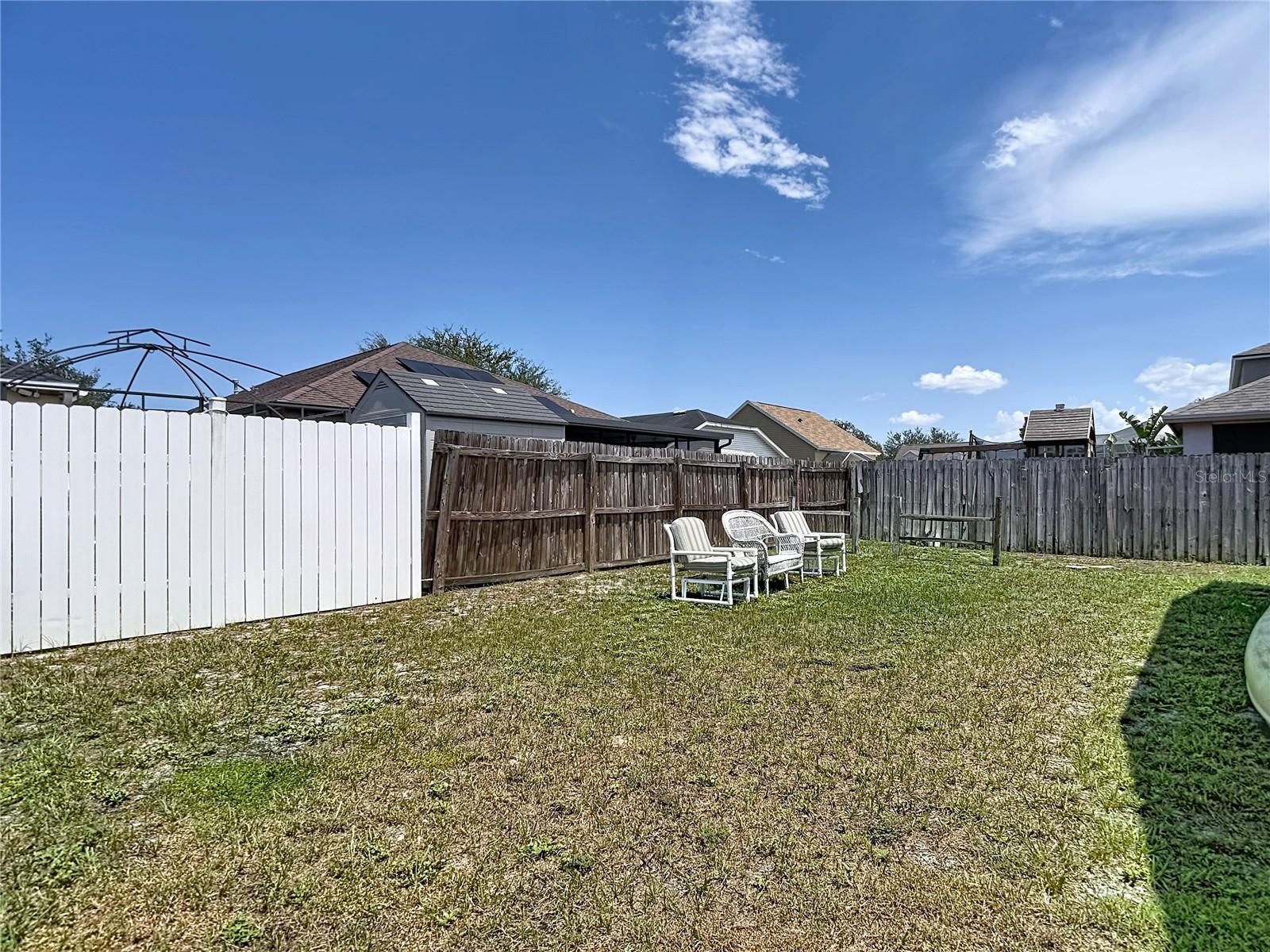 24443 Summer Wind Ct Property Photo 35