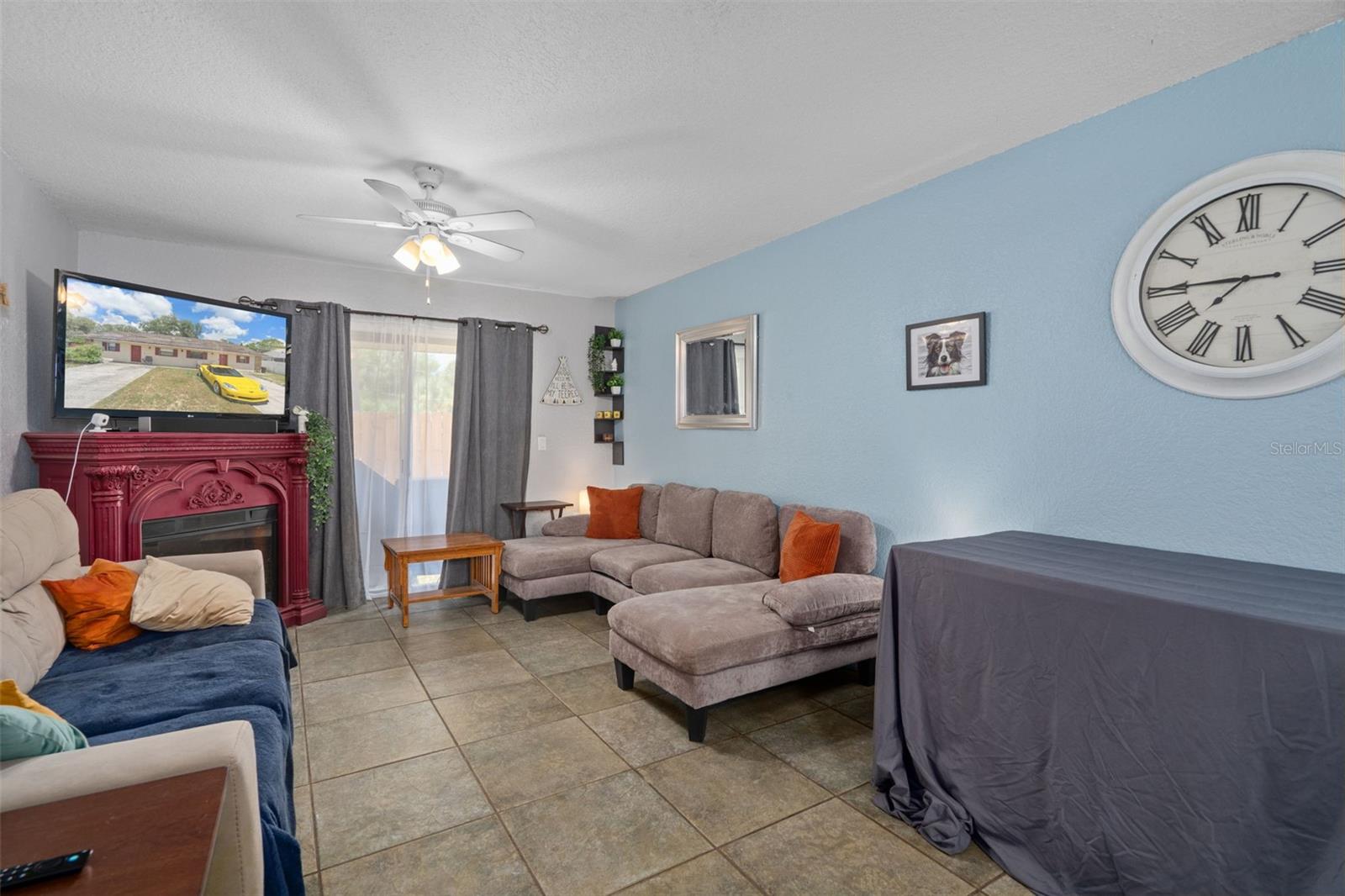 6328 Polk St Property Photo 9