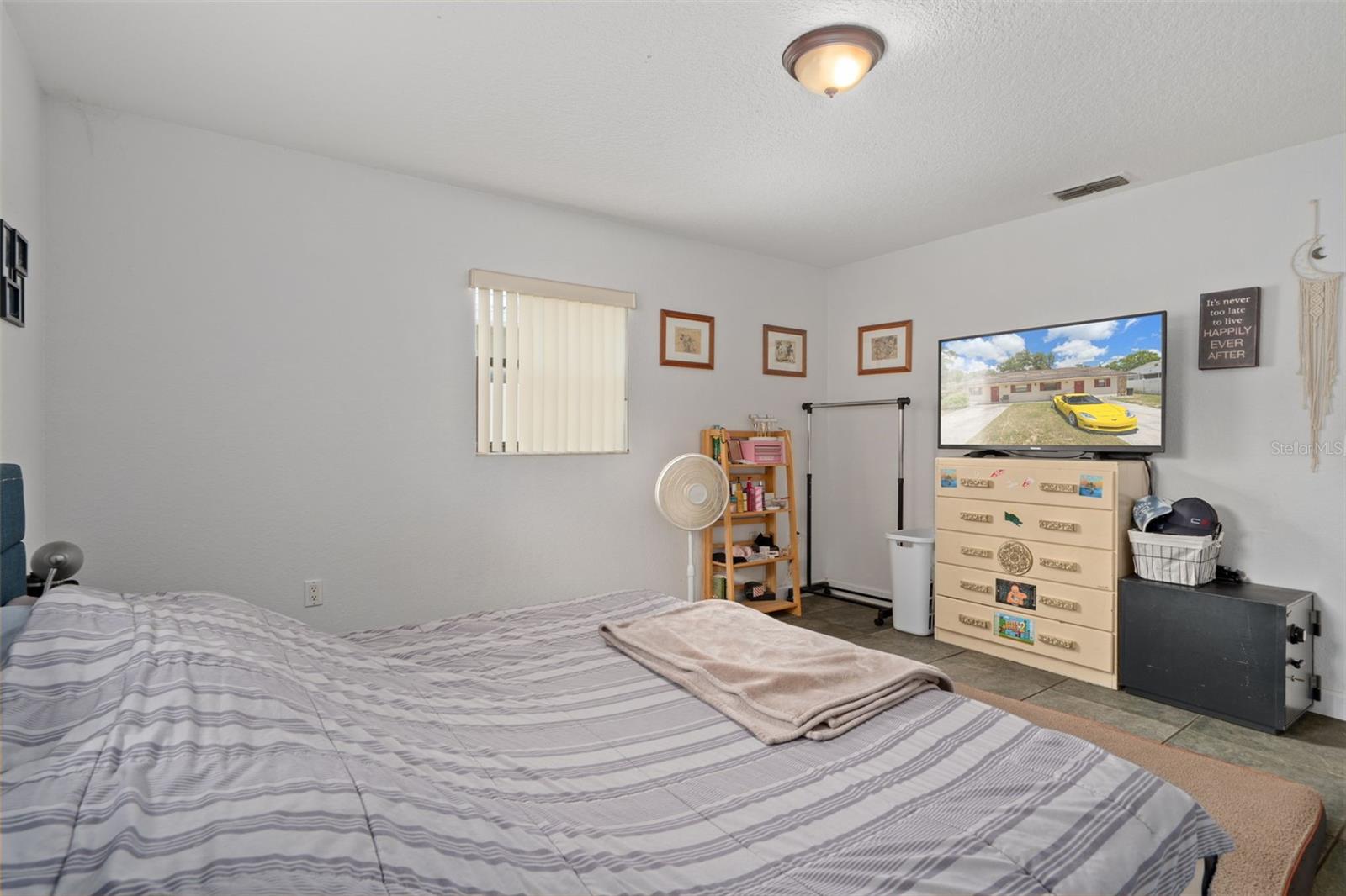 6328 Polk St Property Photo 16