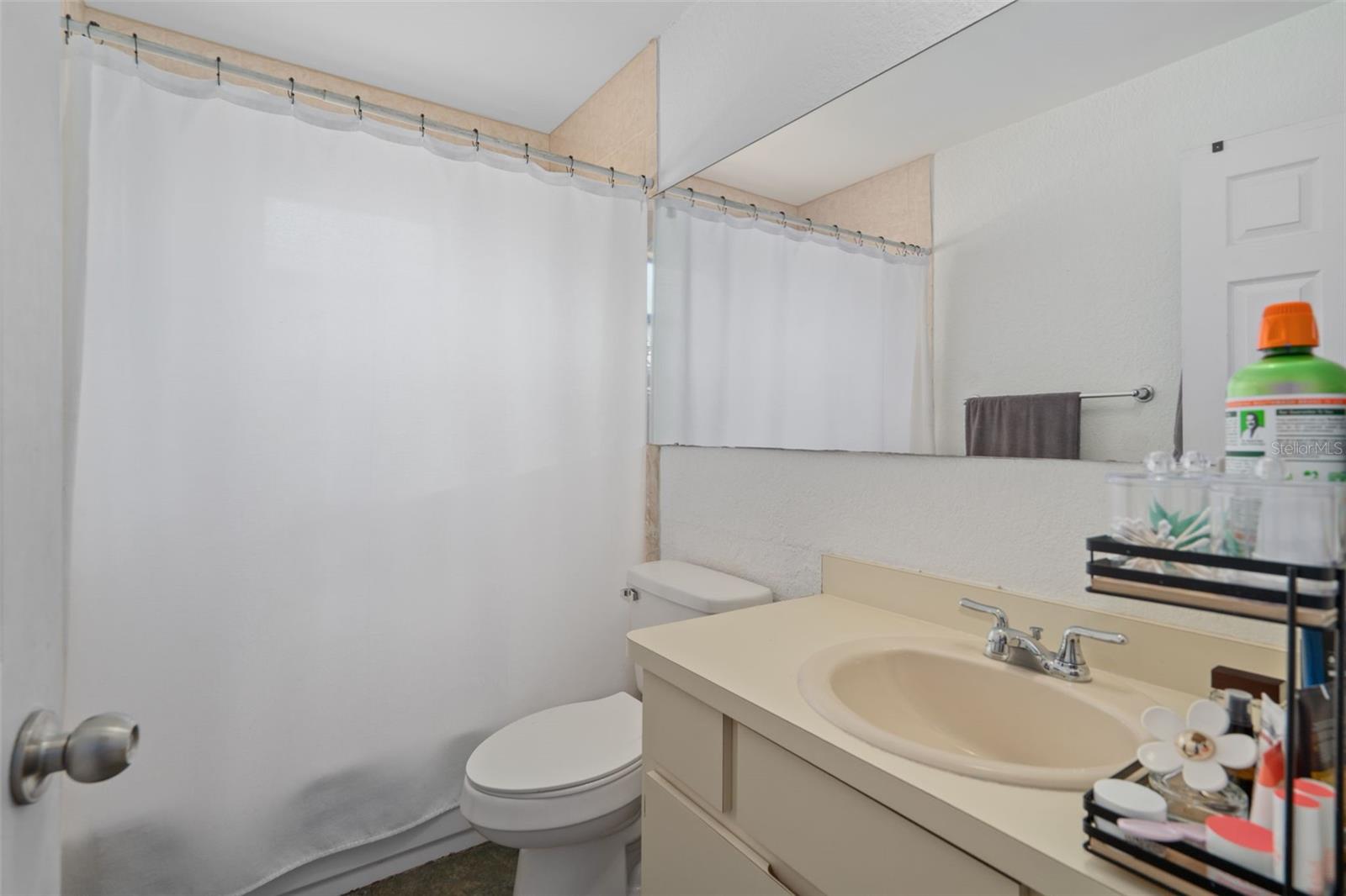 6328 Polk St Property Photo 18