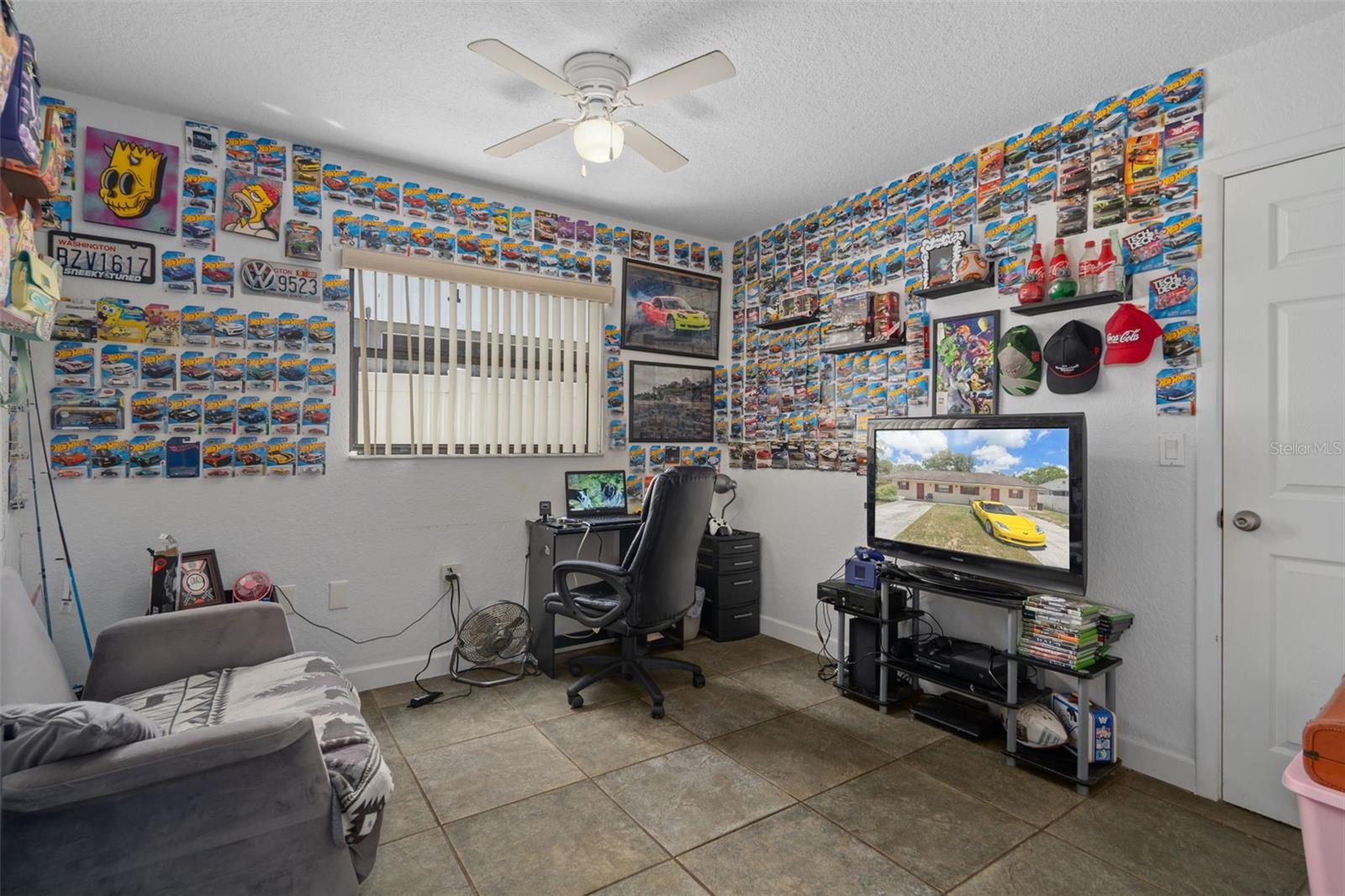 6328 Polk St Property Photo 19