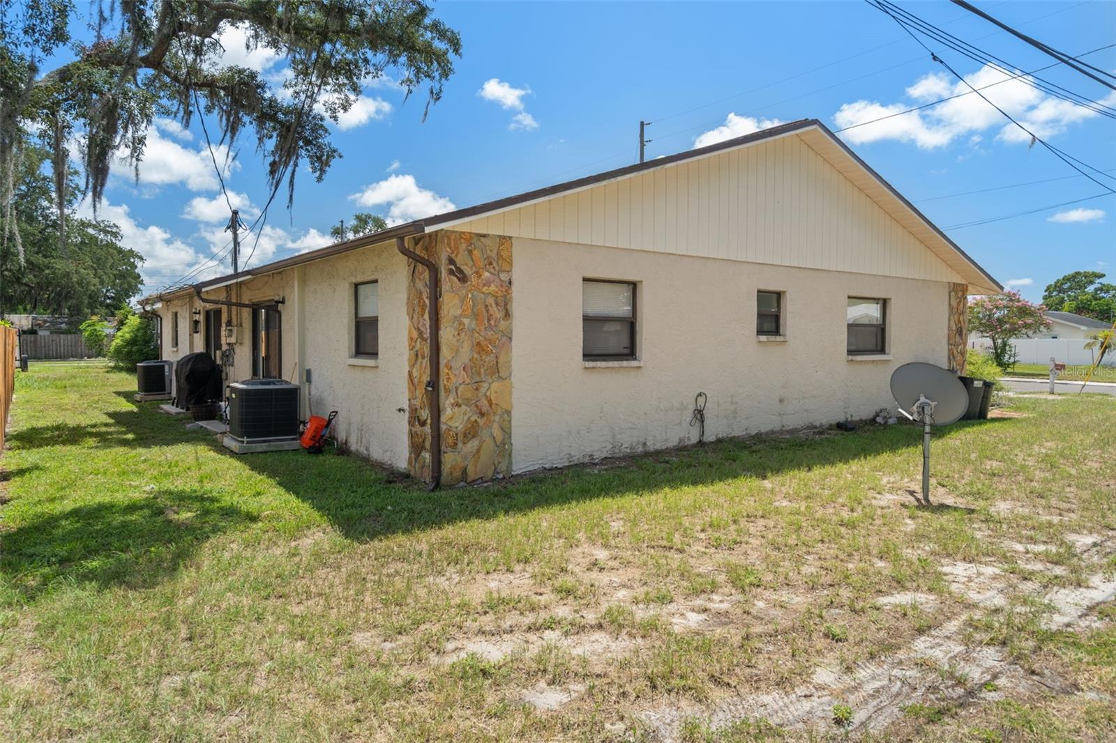 6328 Polk St Property Photo 40