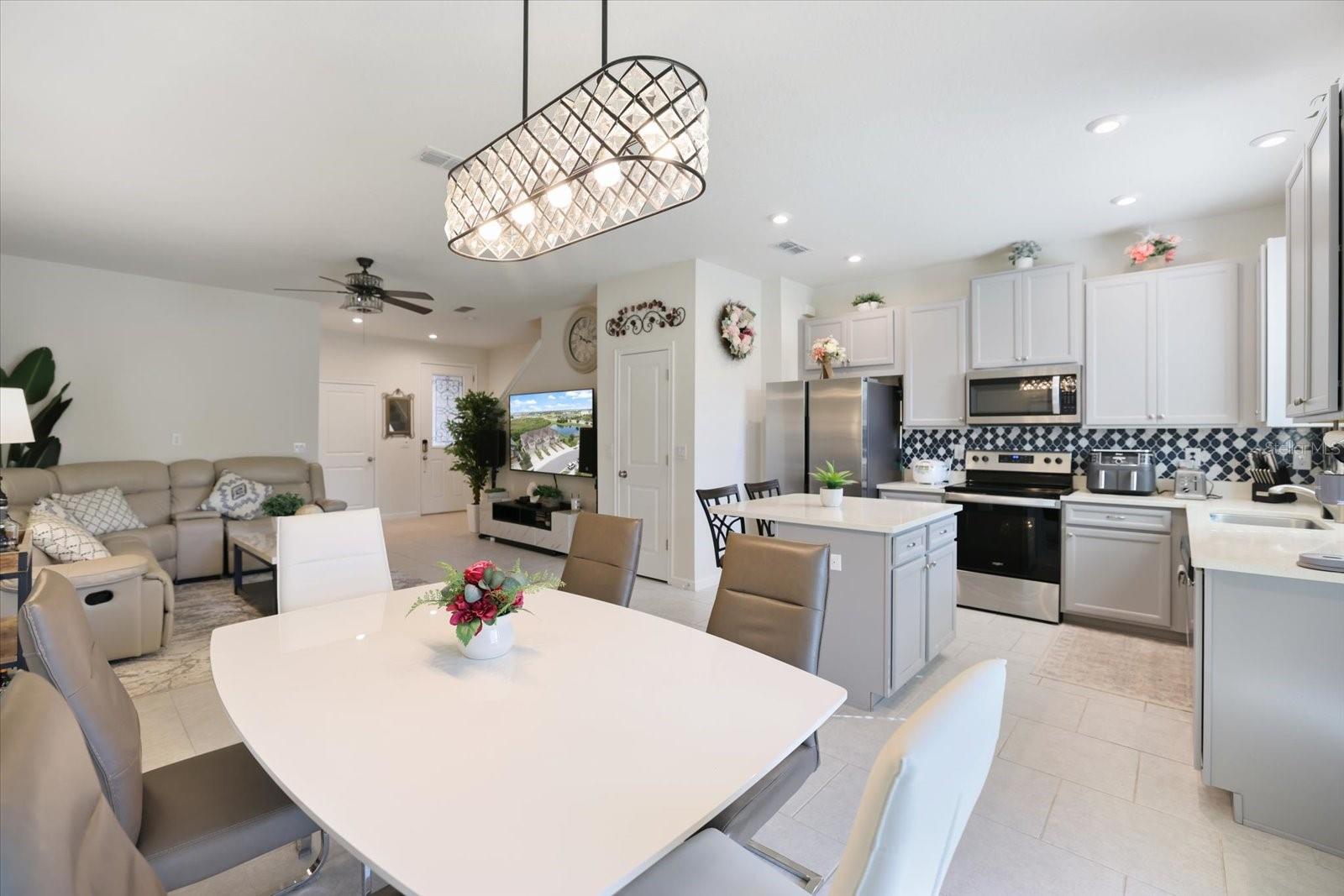 11814 Sky Acres Ter Property Photo 6