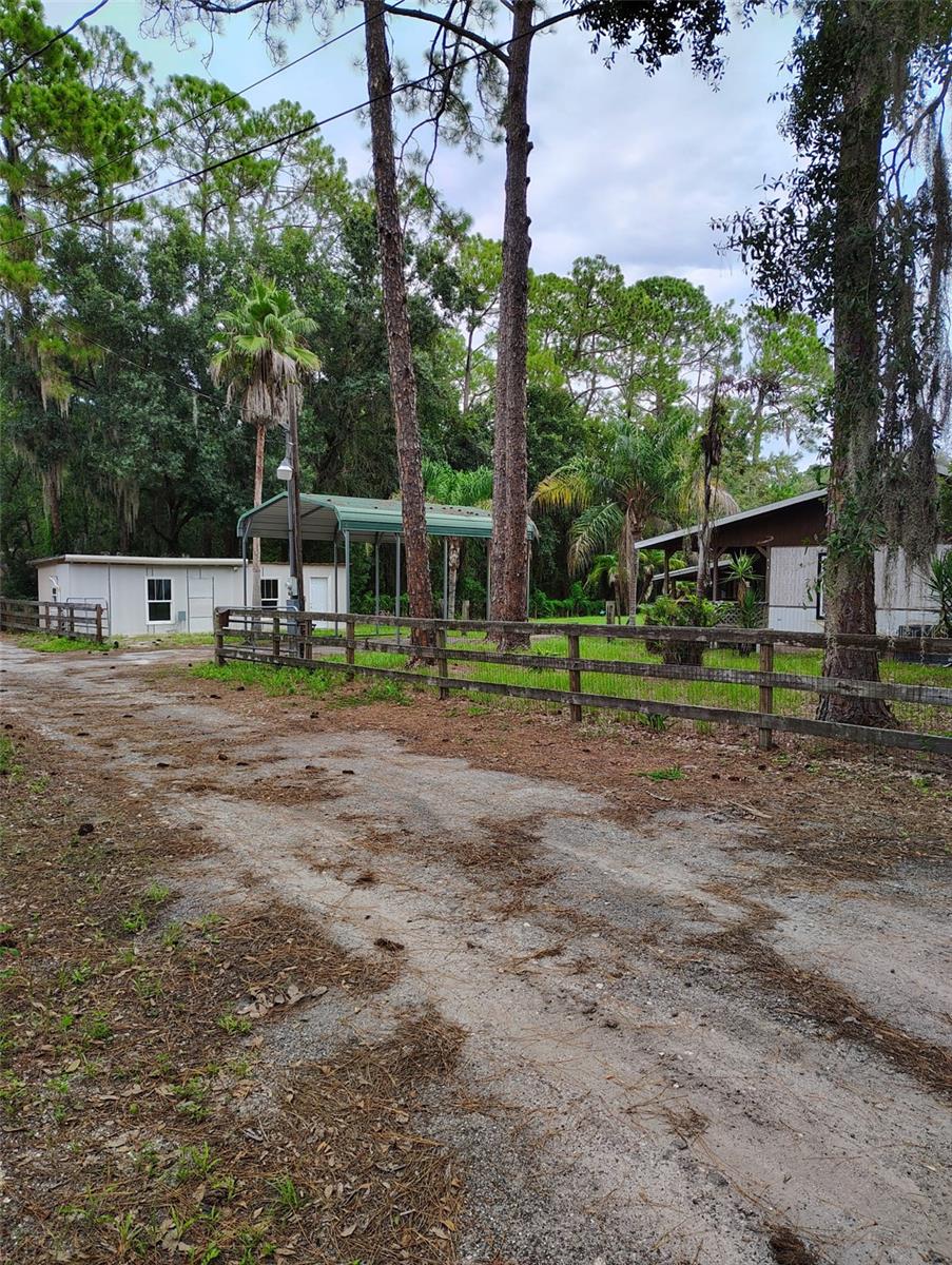 1741 Banana Rd Property Photo 1