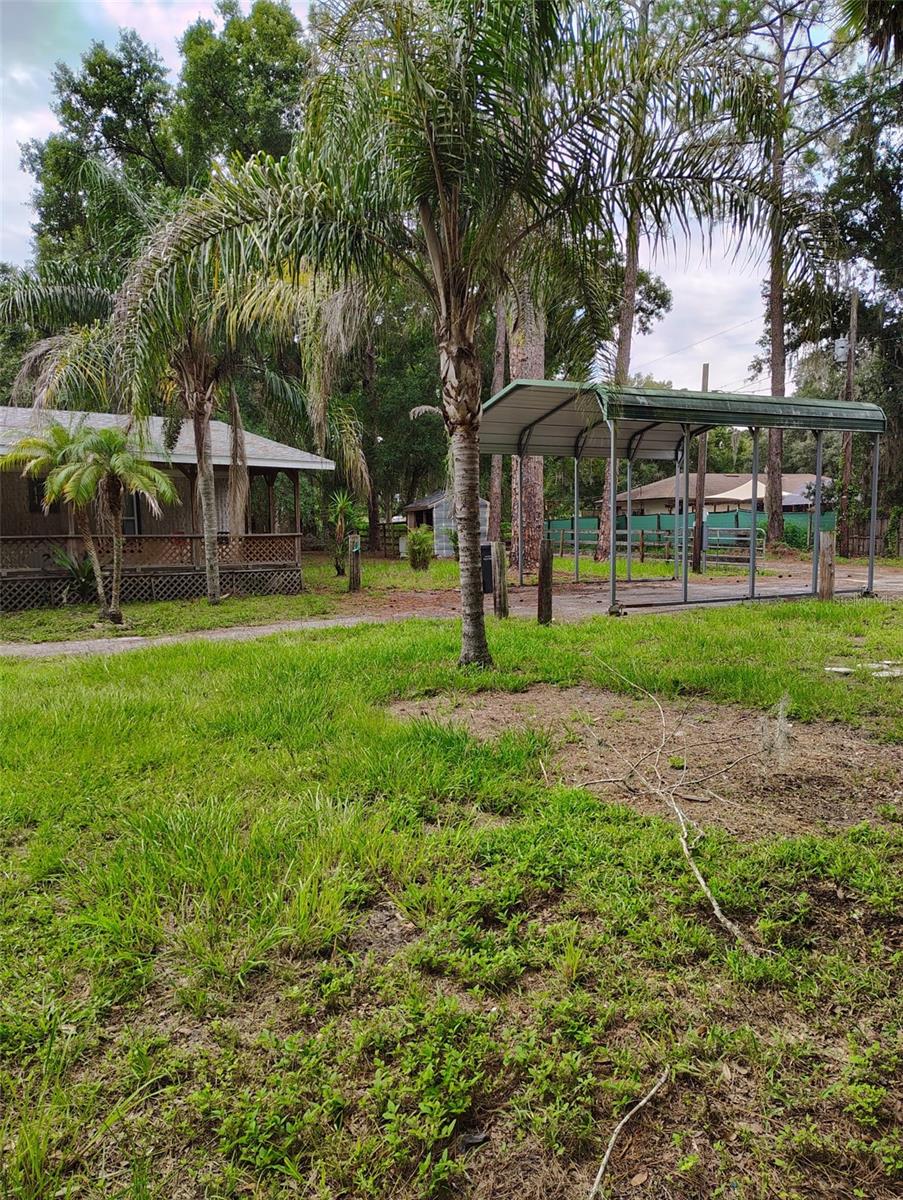1741 Banana Rd Property Photo 3