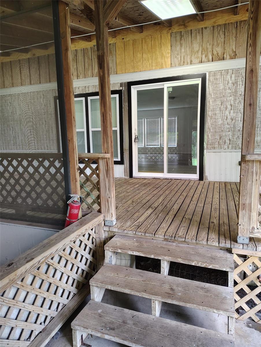 1741 Banana Rd Property Photo 21