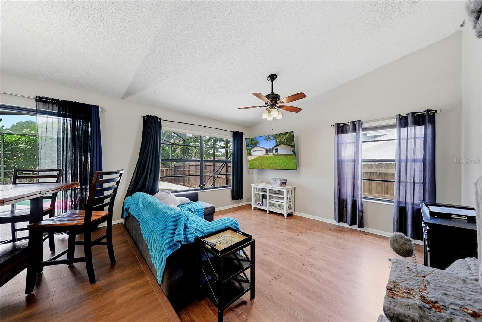 3916 Blooming Hill Ln Property Photo 12
