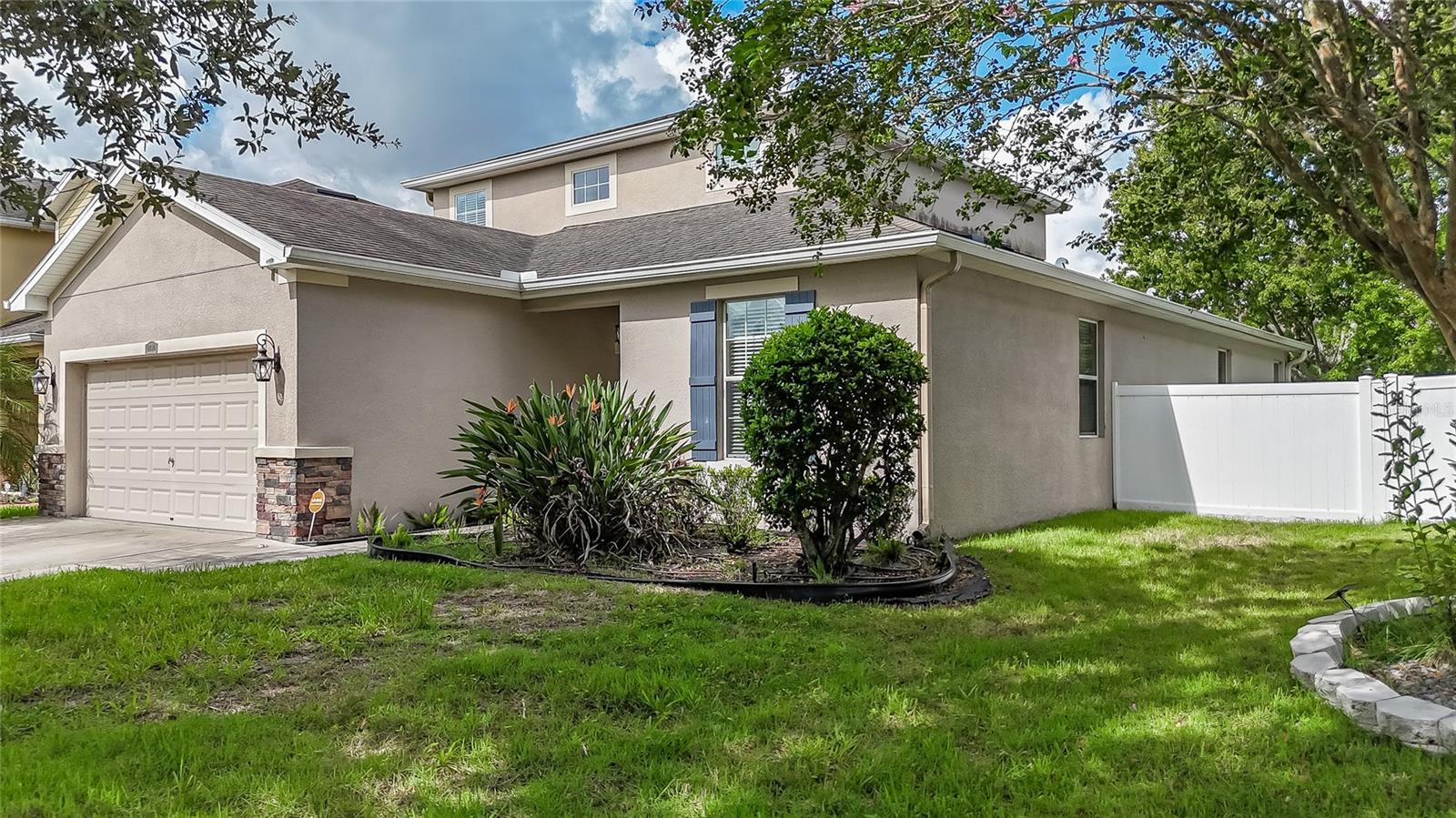 12226 Fairlawn Dr Property Photo 9