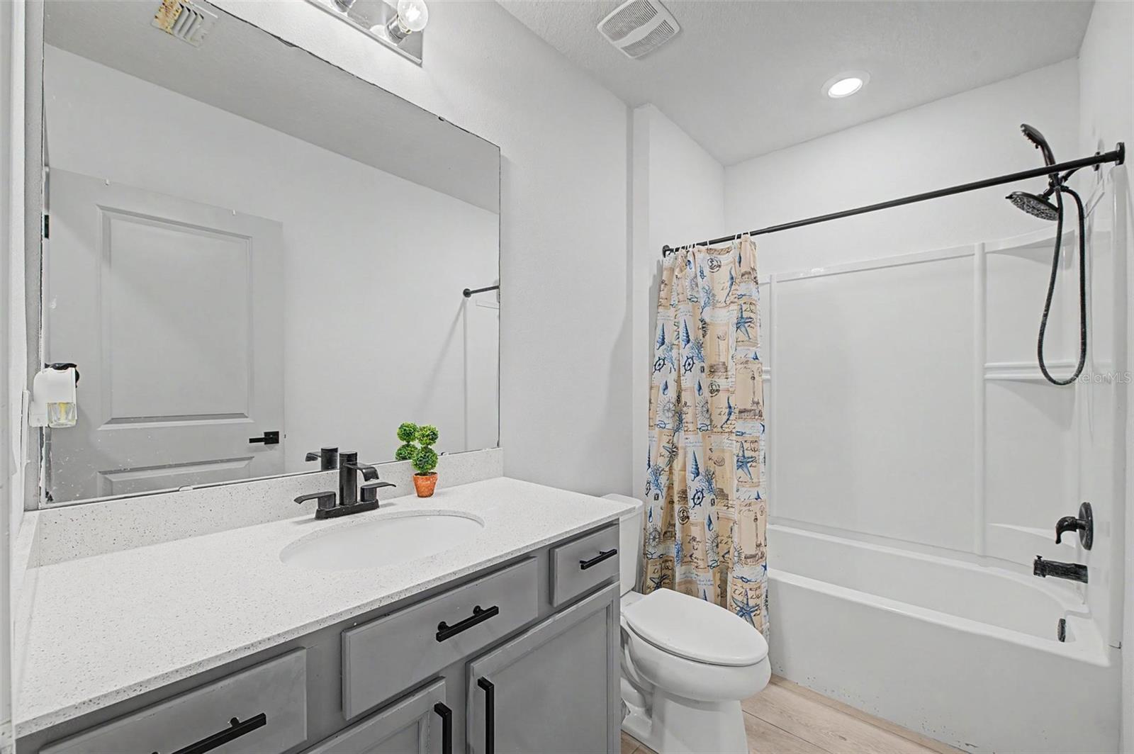 30154 Marquette Ave Property Photo 17