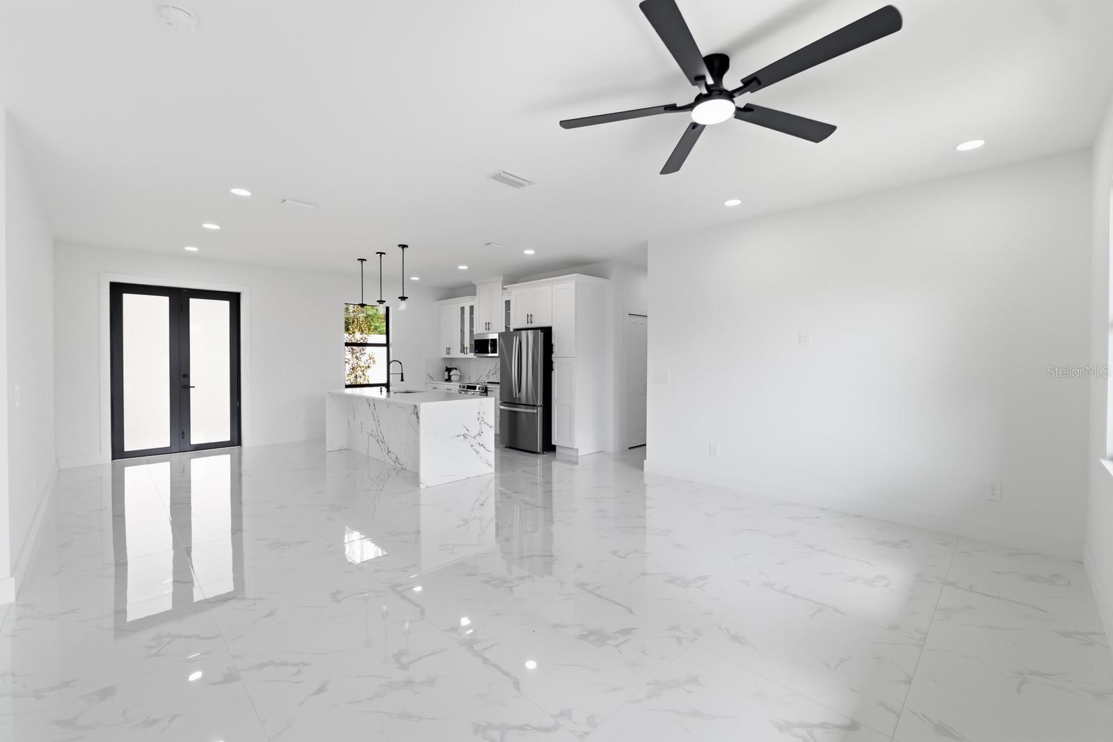 27426 Azen Loop Property Photo 3