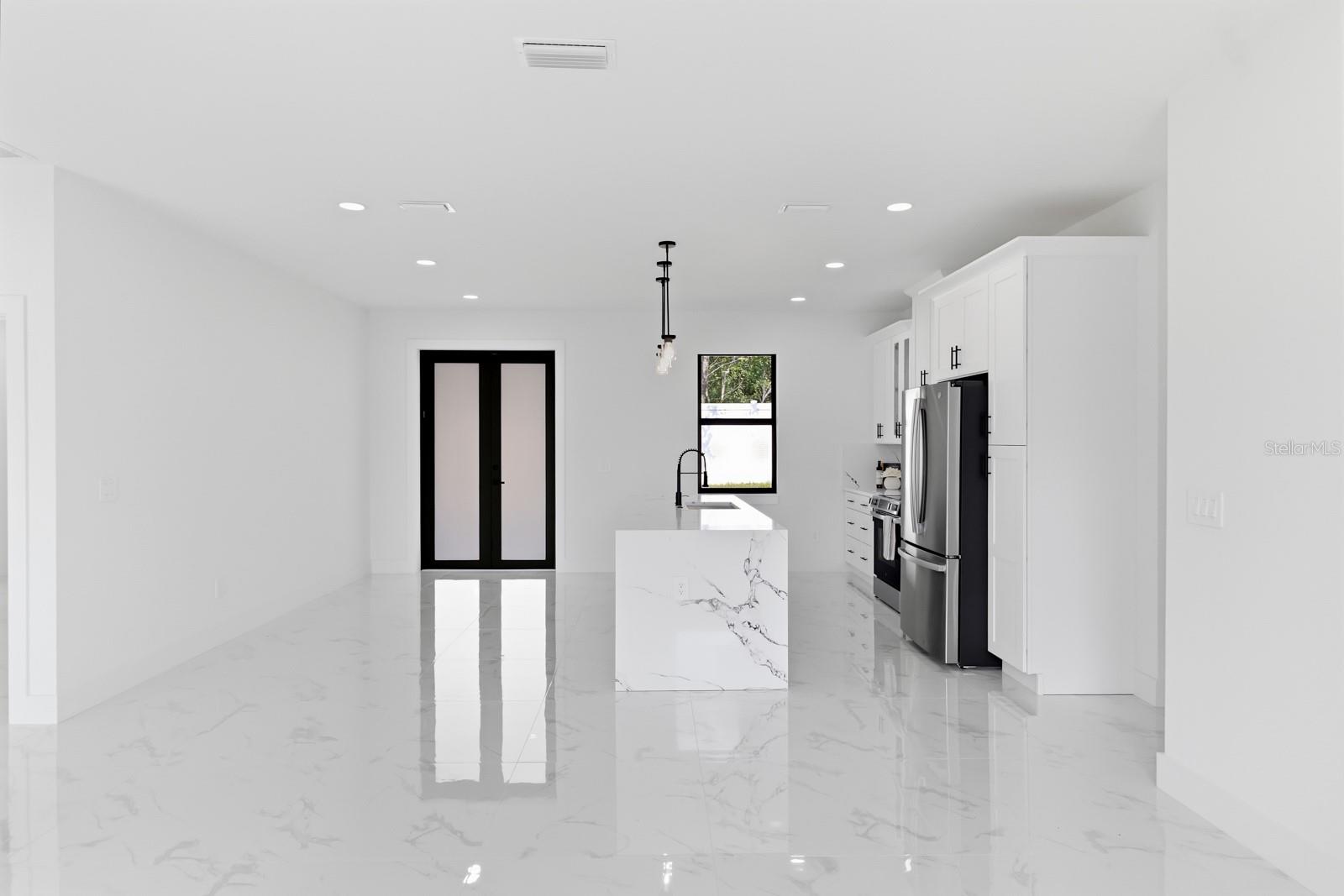 27426 Azen Loop Property Photo 4