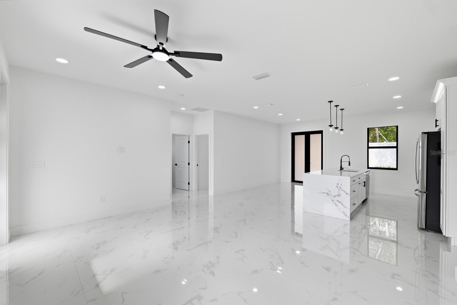 27426 Azen Loop Property Photo 5