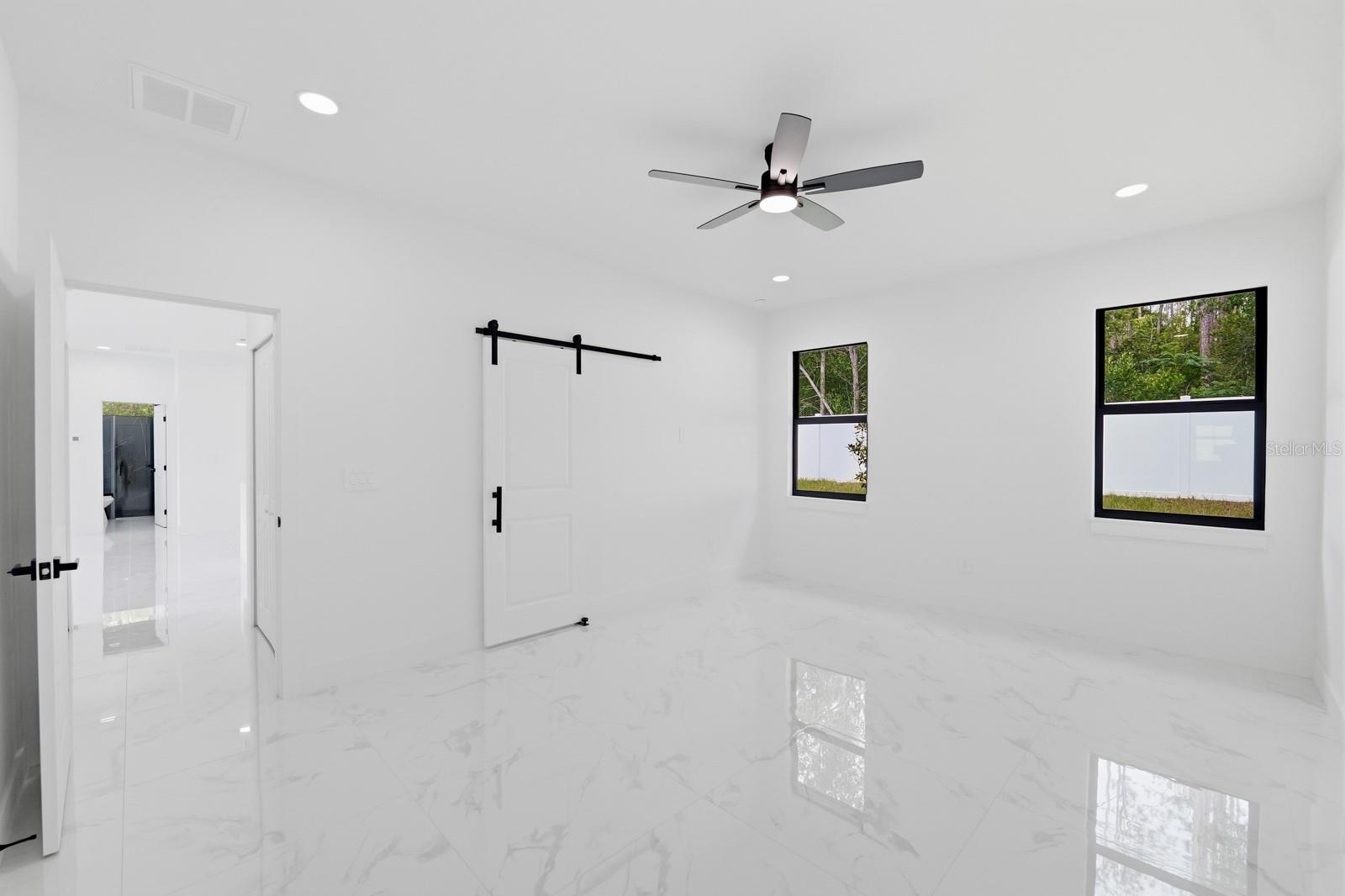 27426 Azen Loop Property Photo 11