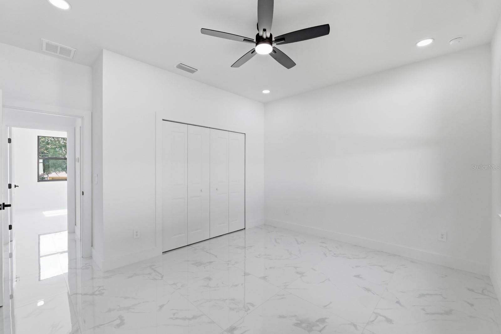 27426 Azen Loop Property Photo 14