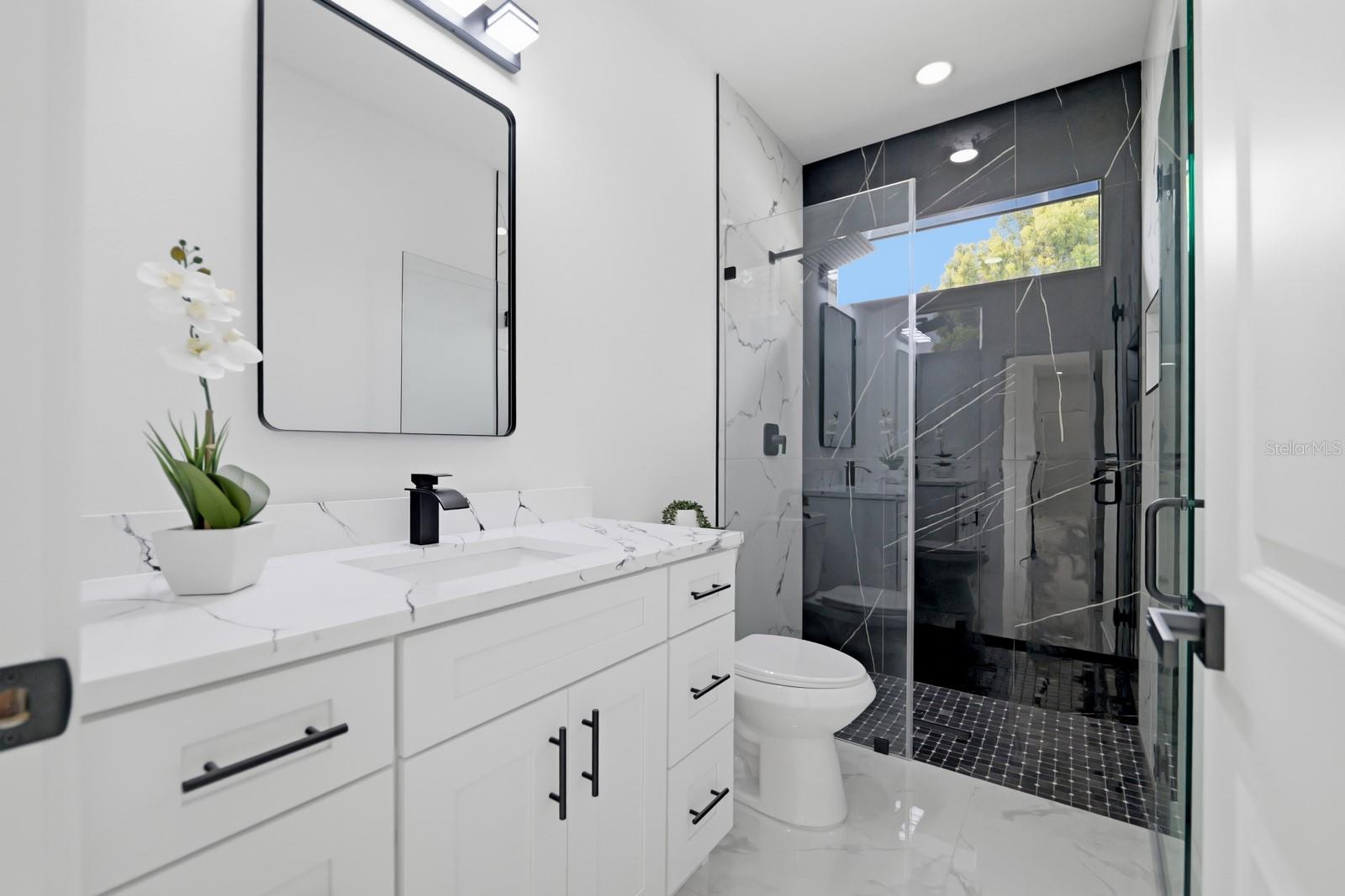 27426 Azen Loop Property Photo 18
