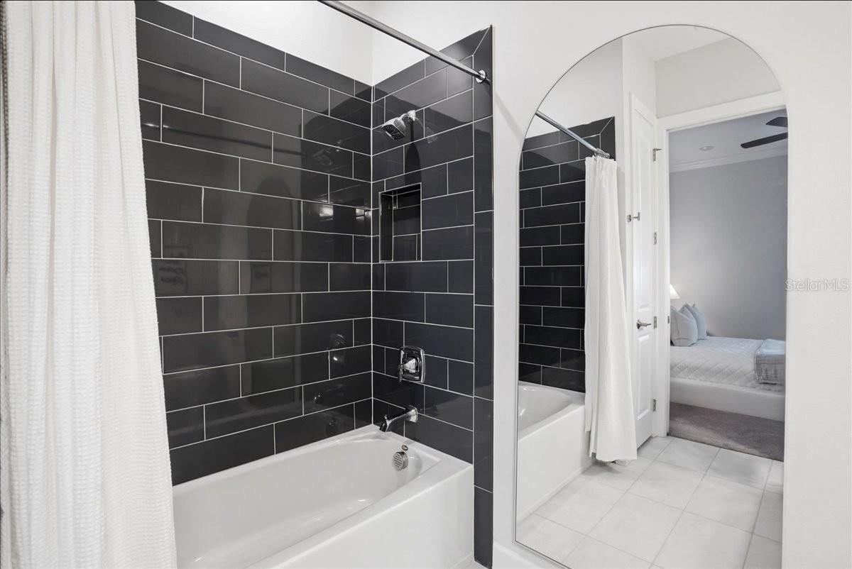 6243 Plateau Ct Property Photo 33