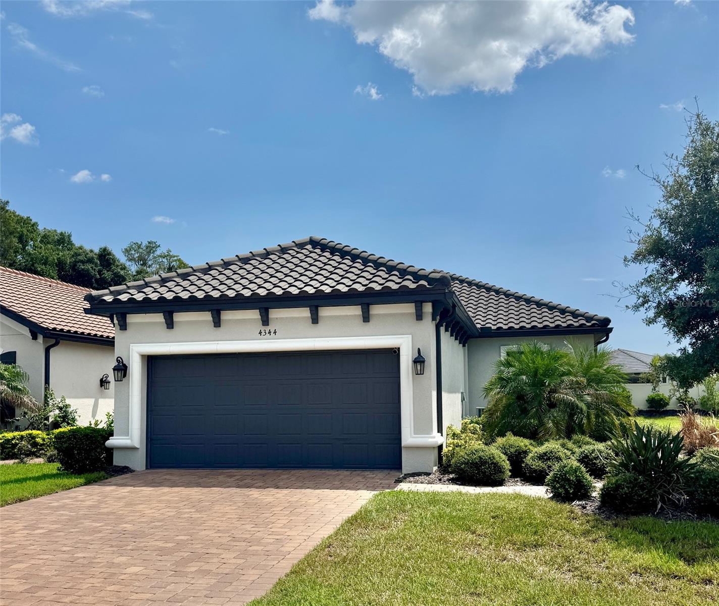4344 Cairoli Ct Property Photo 3