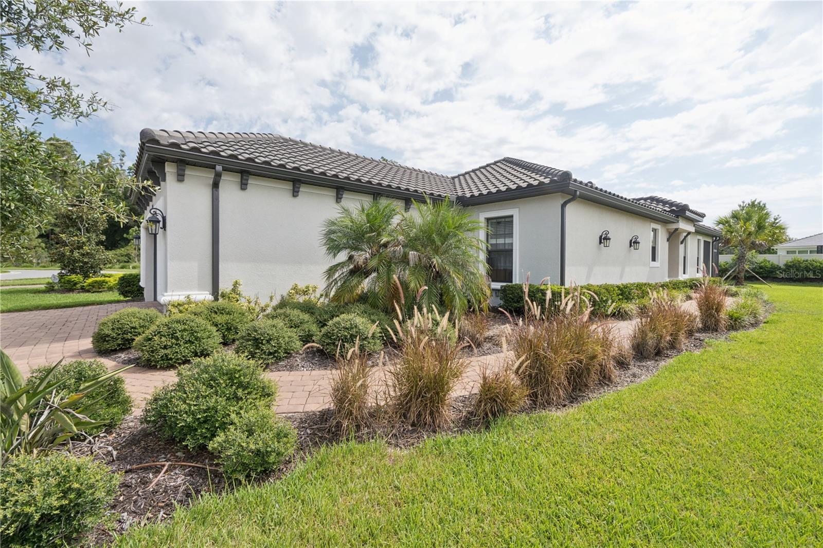 4344 Cairoli Ct Property Photo 8