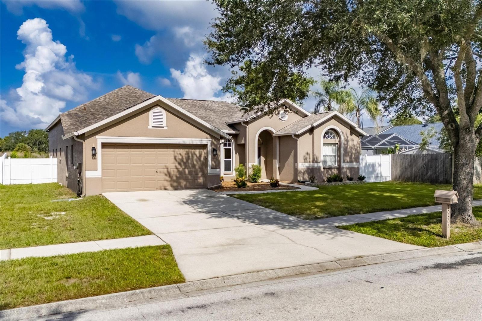 10303 Tarragon Dr Property Photo 1