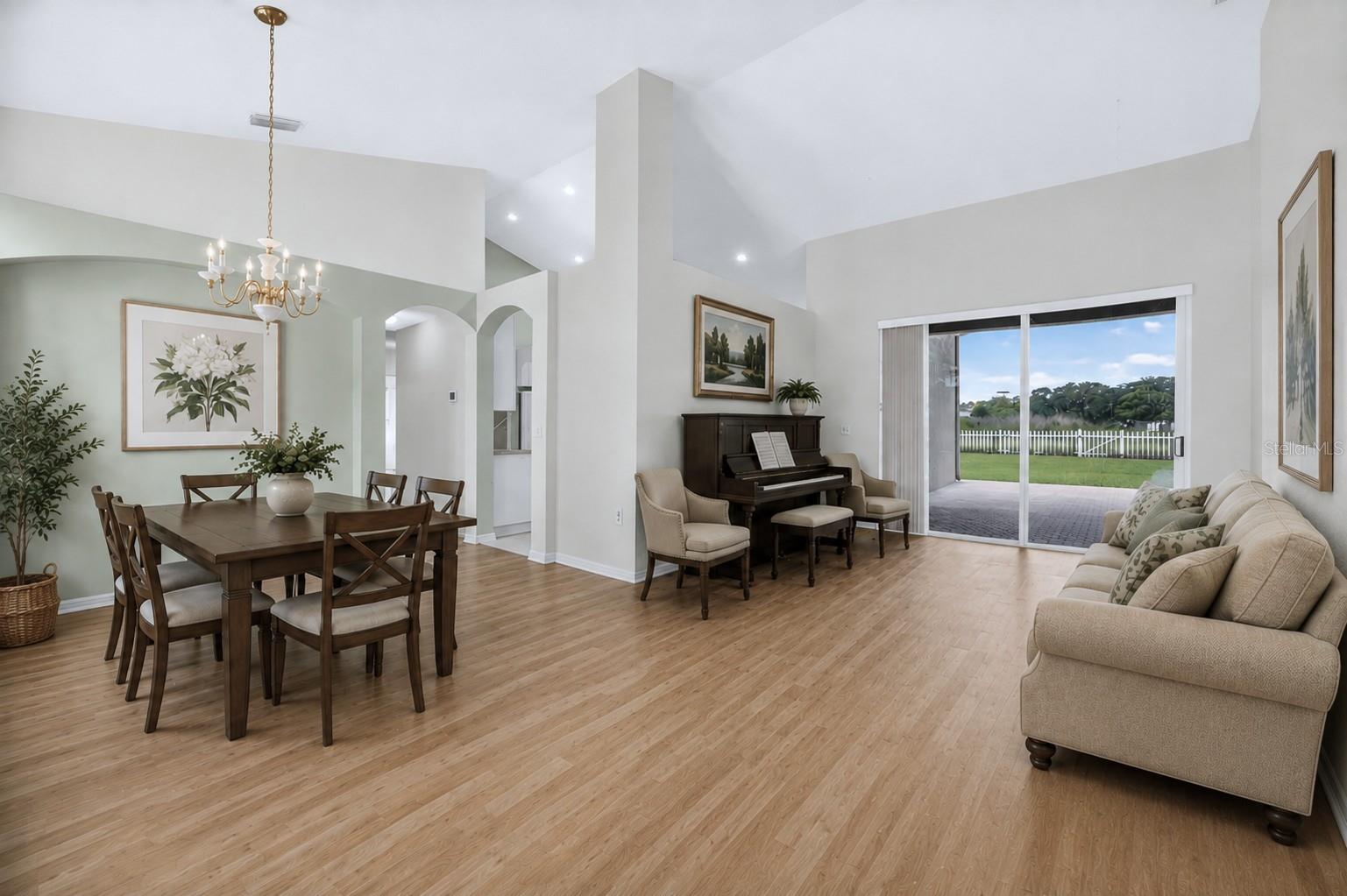 10303 Tarragon Dr Property Photo 10