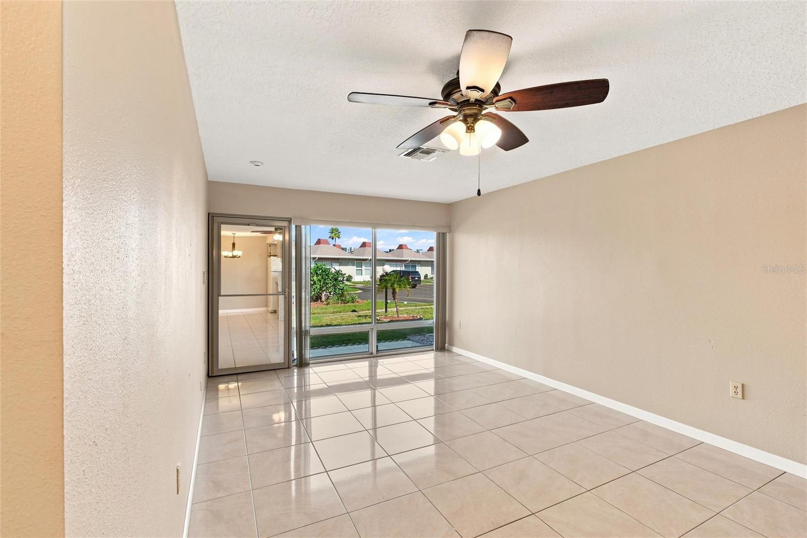 4344 Tahitian Gardens Cir #d Property Photo 6