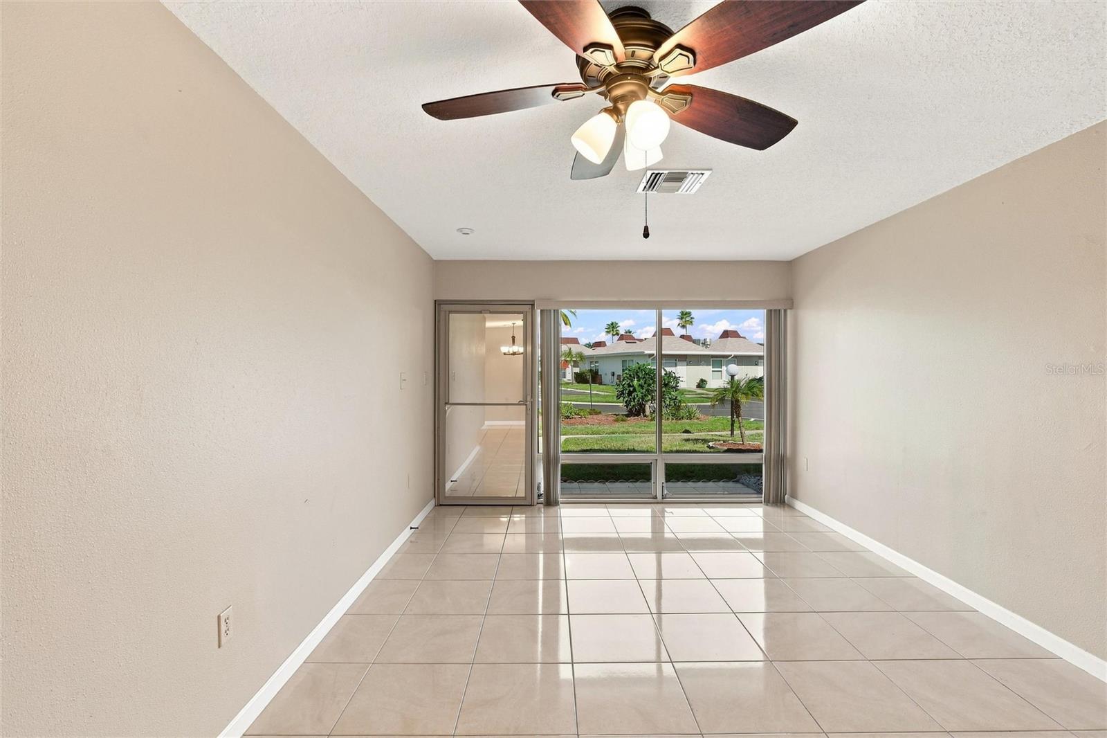 4344 Tahitian Gardens Cir #d Property Photo 8