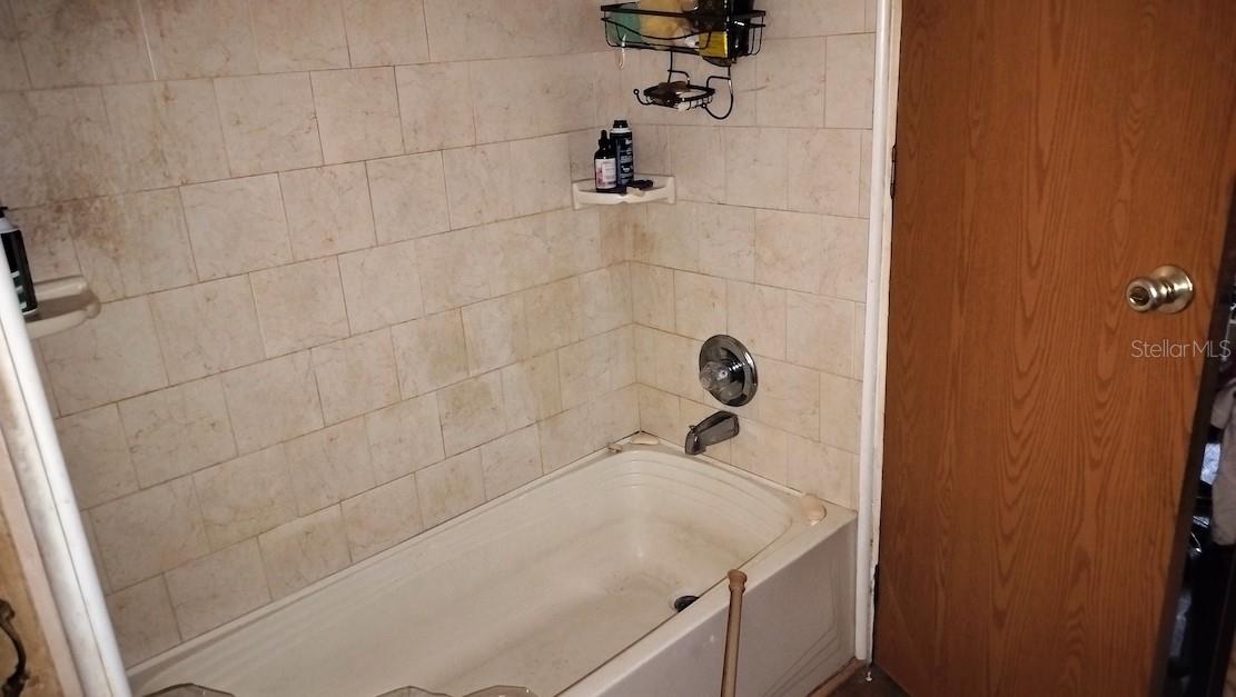 4601 Ne 105th Pl Property Photo 23