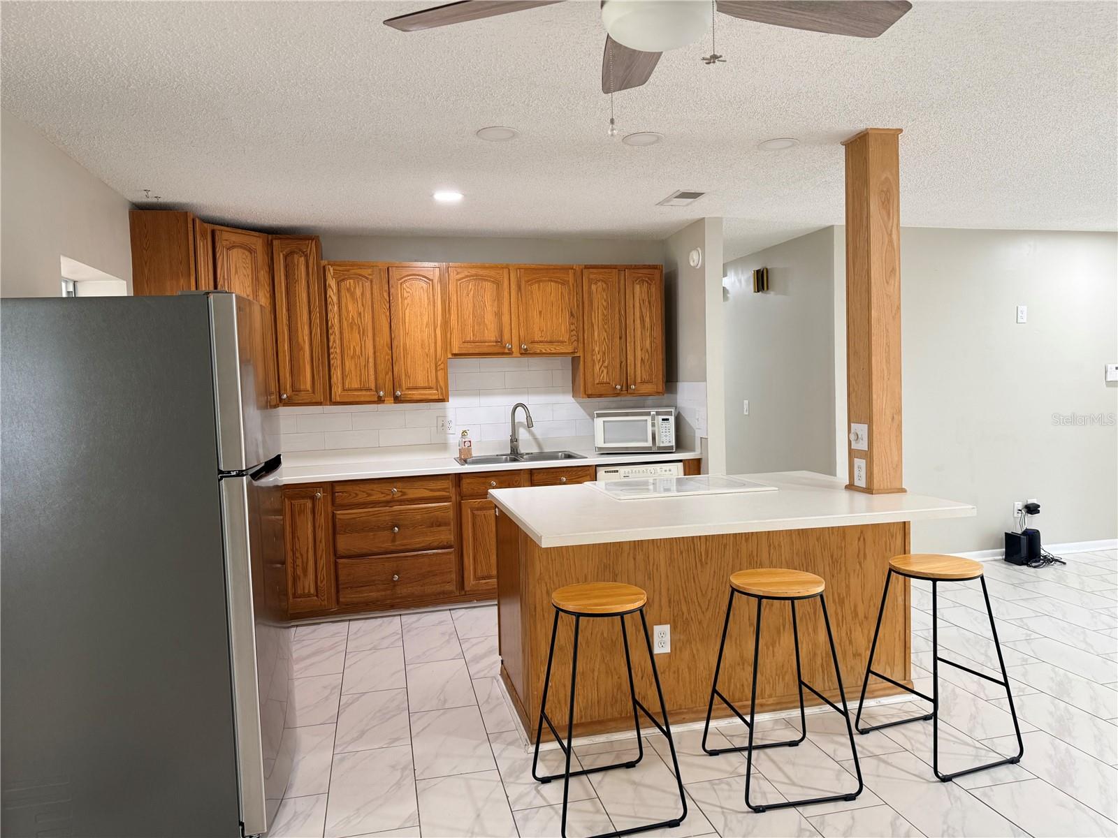 8209 Vassar Cir Property Photo 4