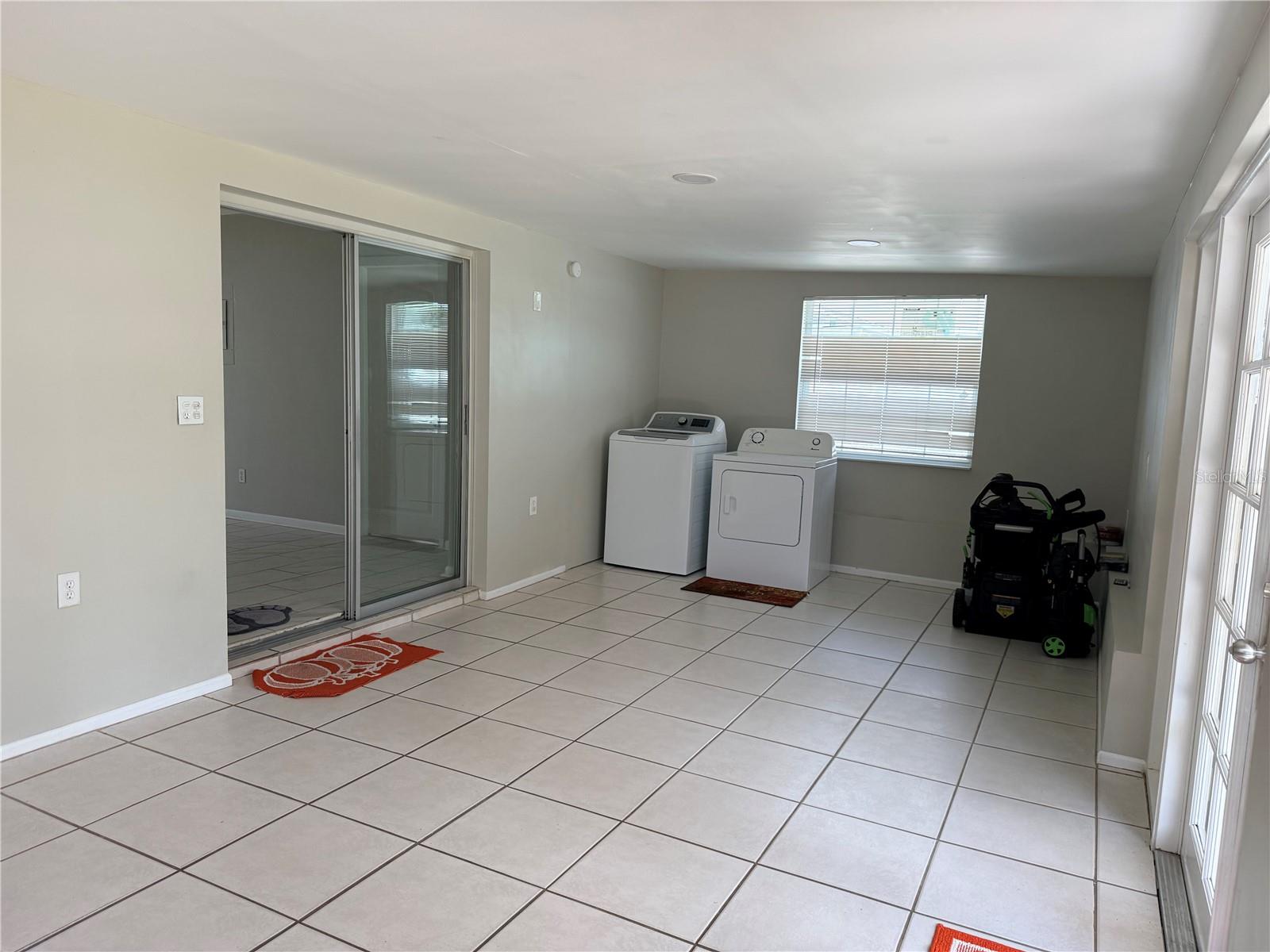 8209 Vassar Cir Property Photo 15