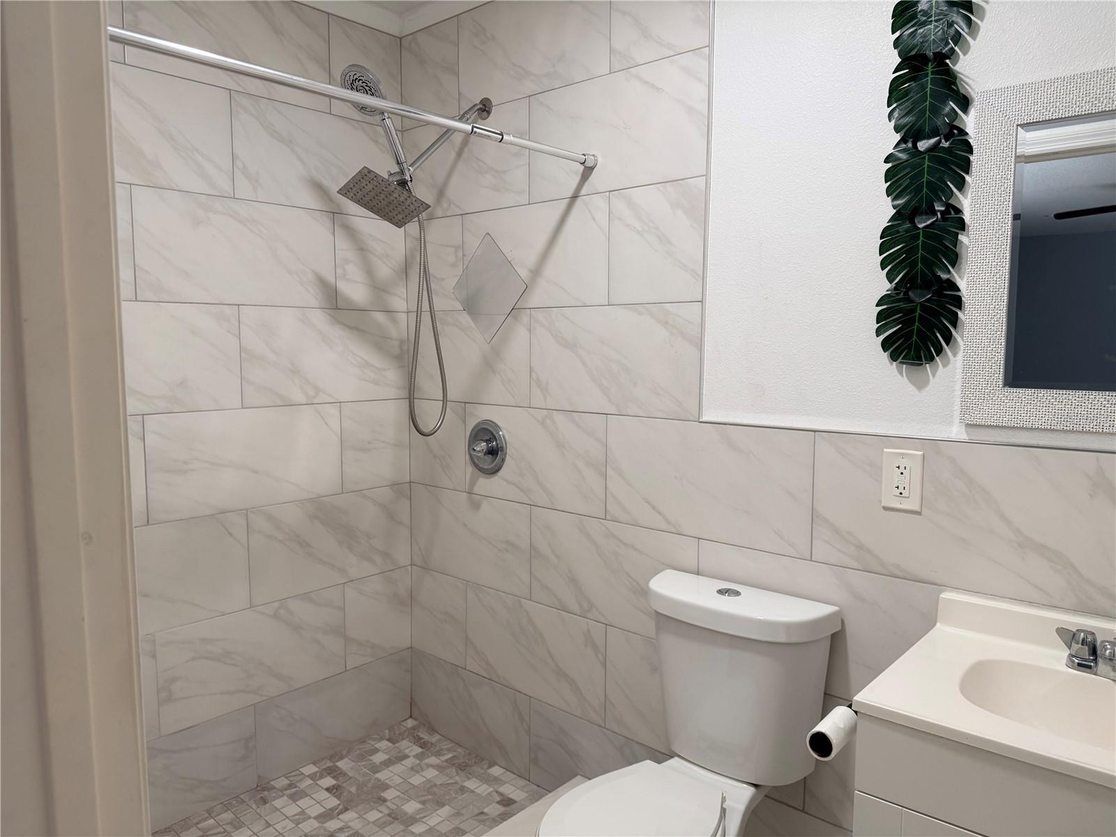 8209 Vassar Cir Property Photo 21