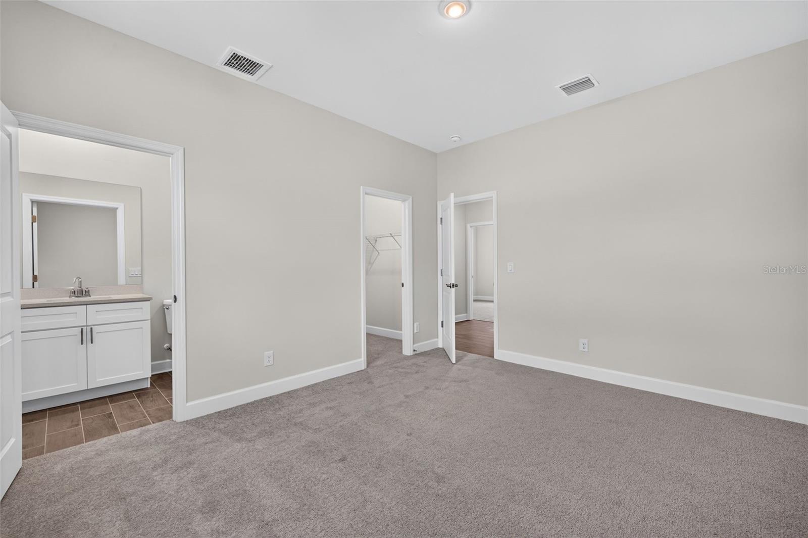 1237 Hinton St Property Photo 24