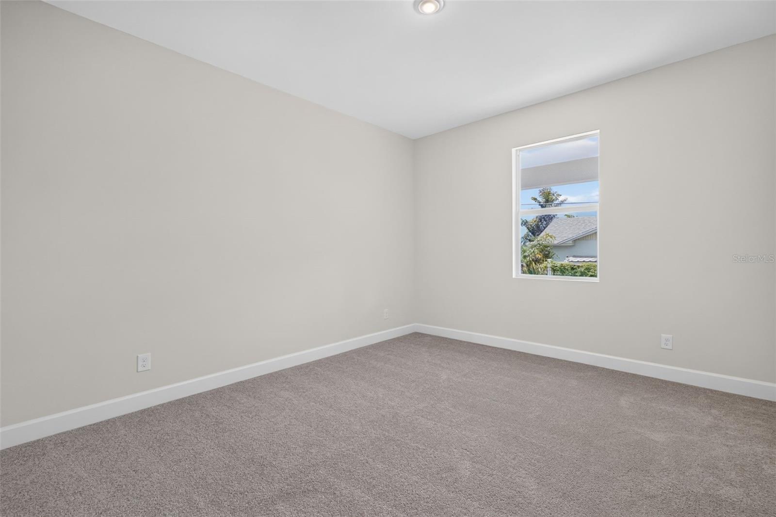1237 Hinton St Property Photo 26