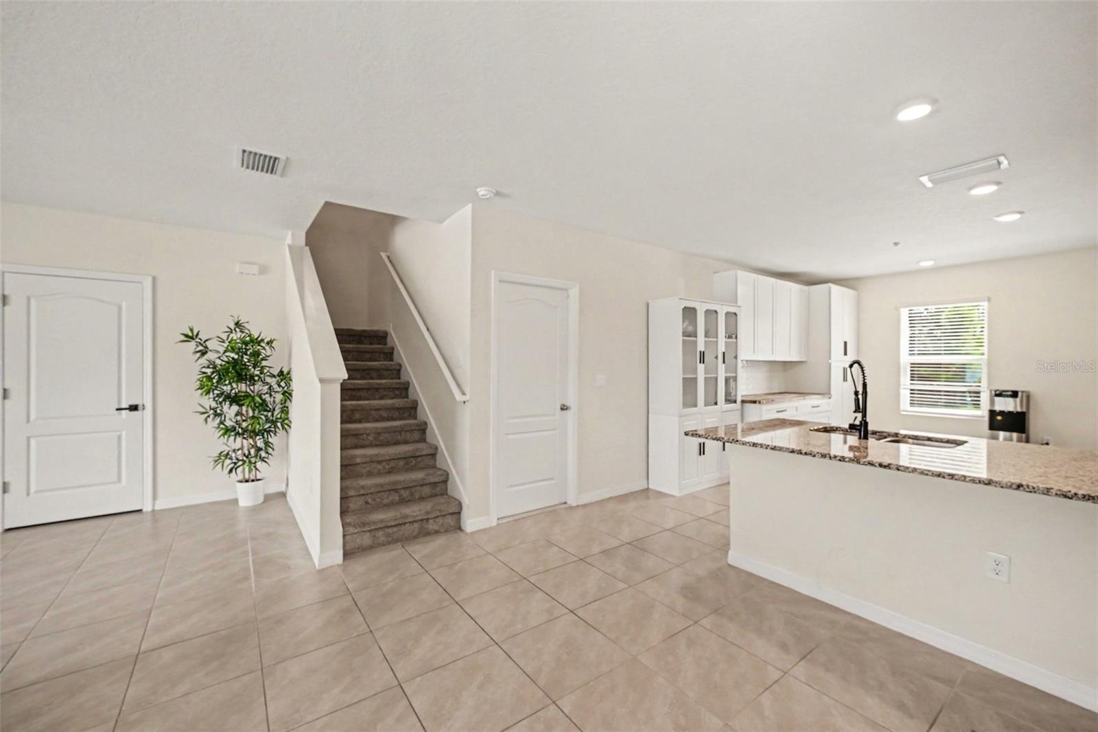 2126 Gentle Rain Dr Property Photo 8