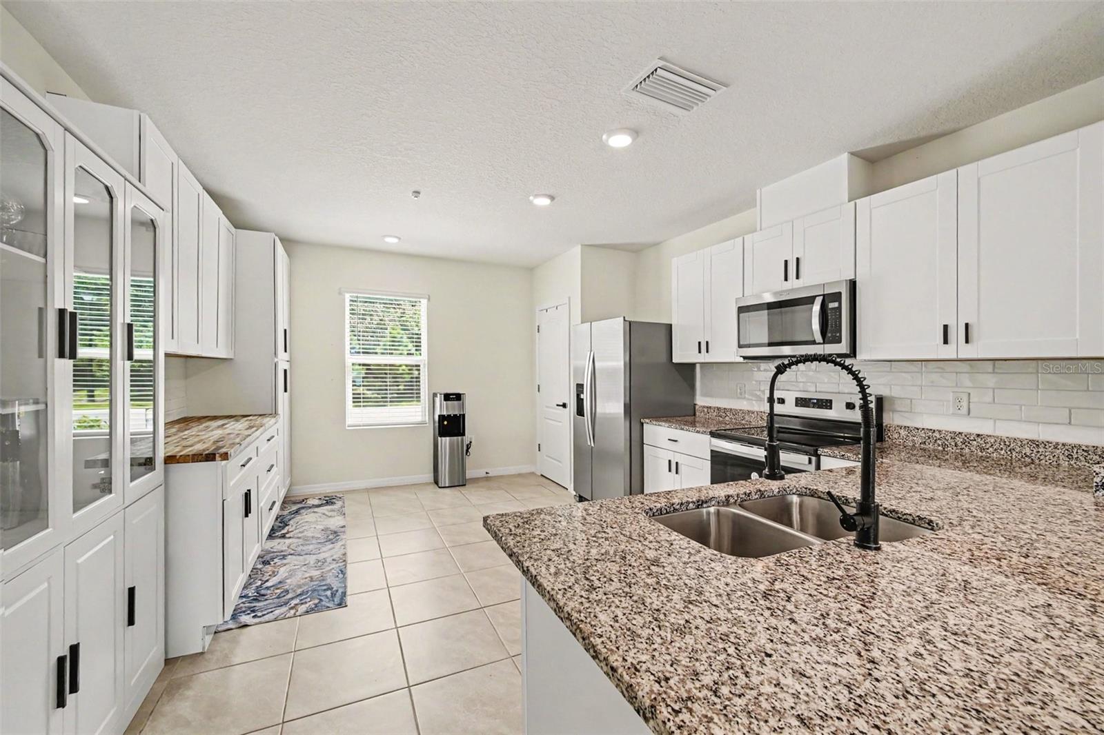 2126 Gentle Rain Dr Property Photo 9