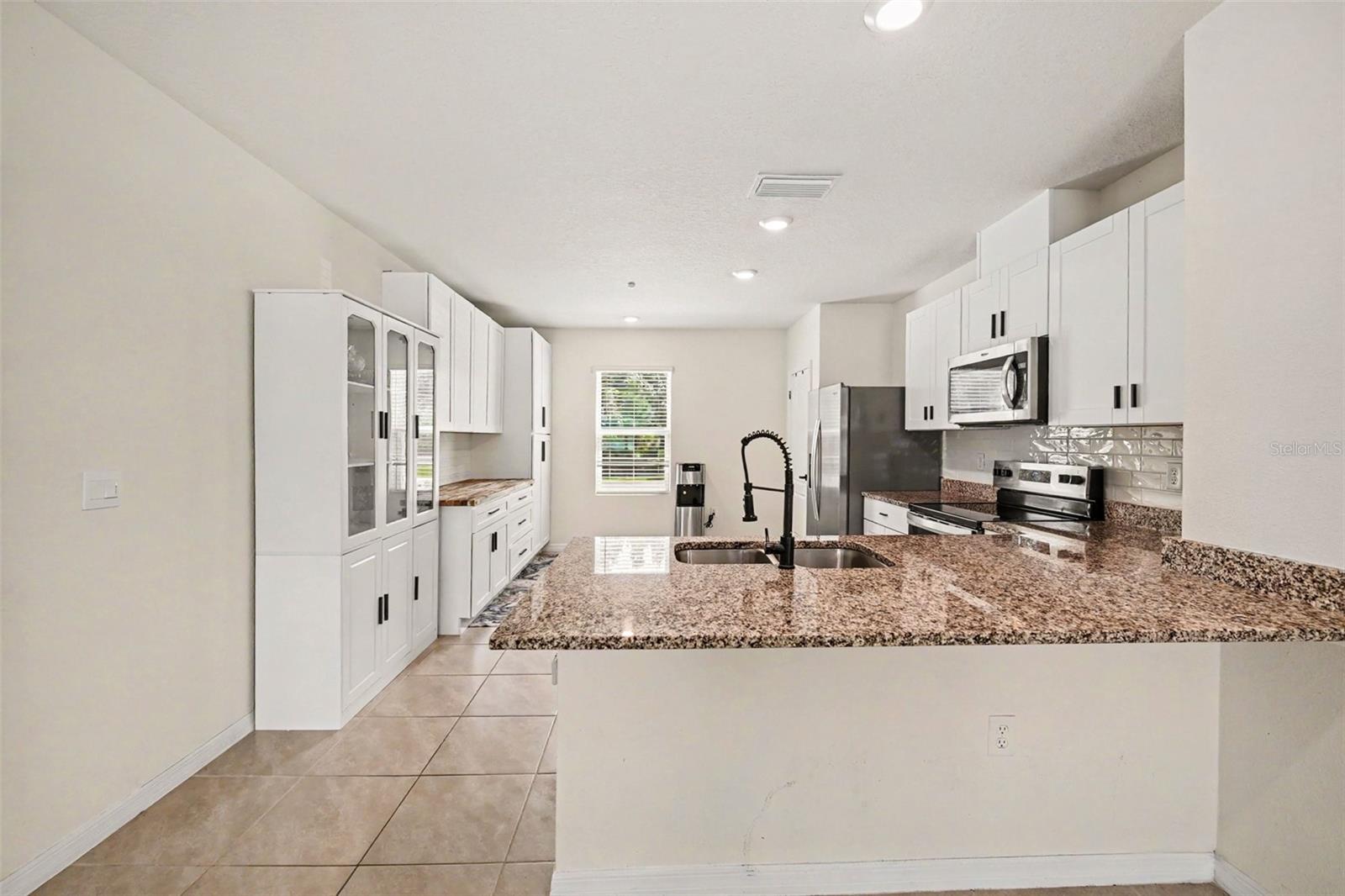 2126 Gentle Rain Dr Property Photo 14