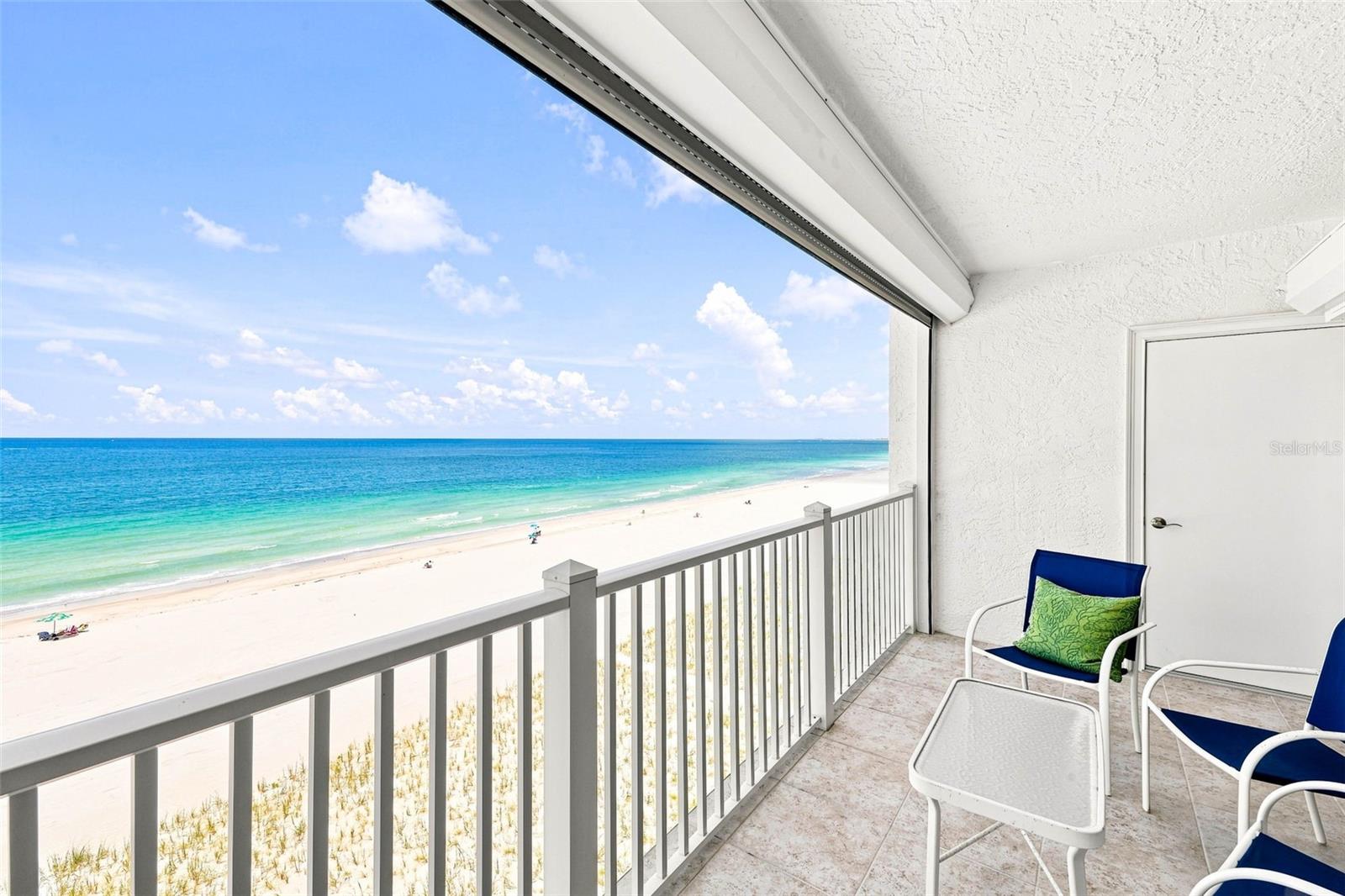 1586 Gulf Blvd #2502 Property Photo 6