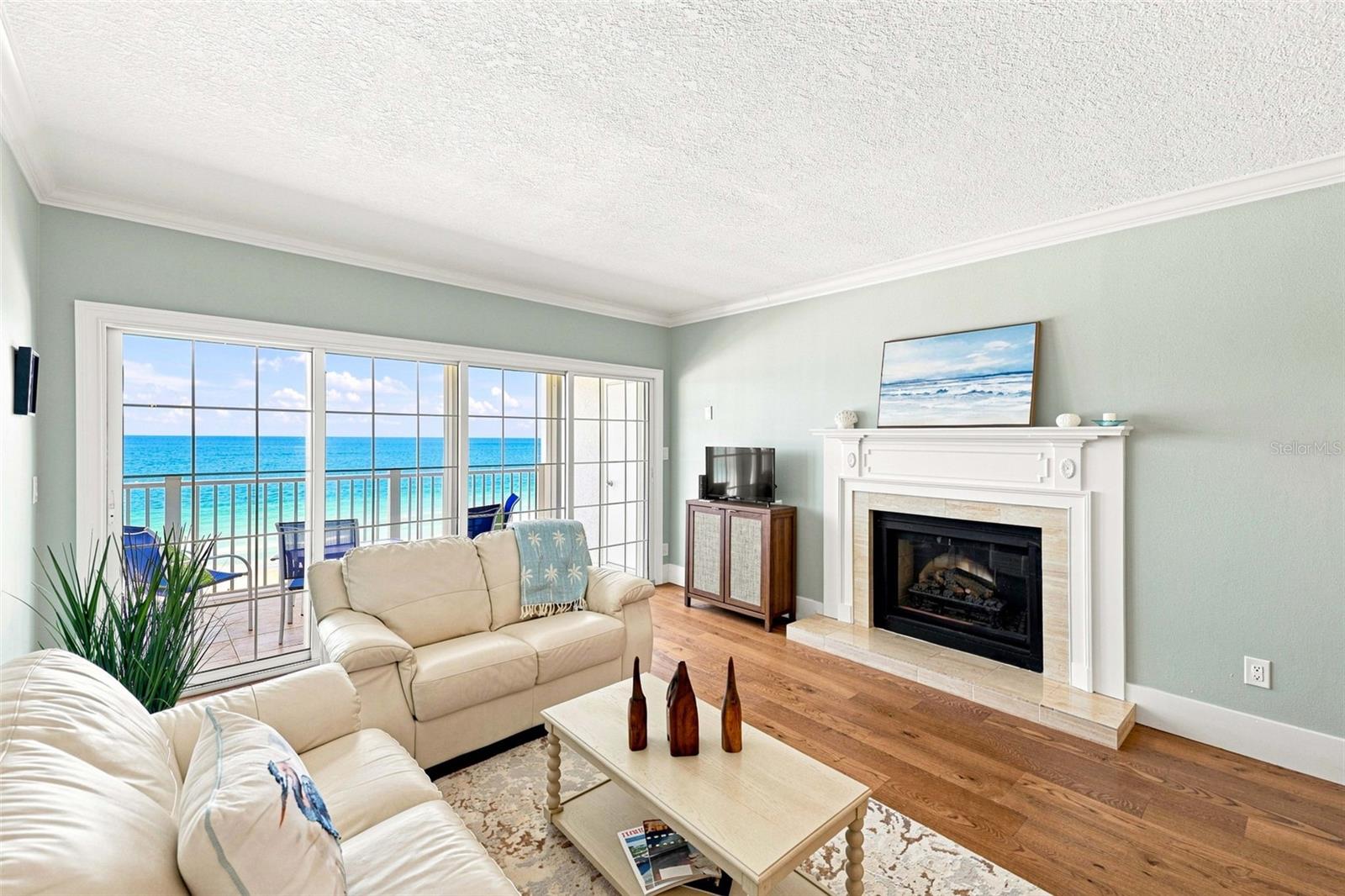 1586 Gulf Blvd #2502 Property Photo 11