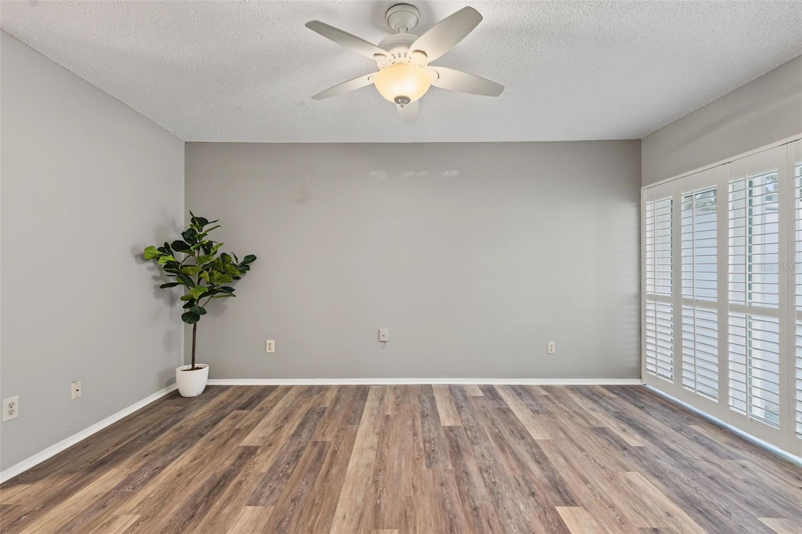 1614 Berwick Ct #d Property Photo 16