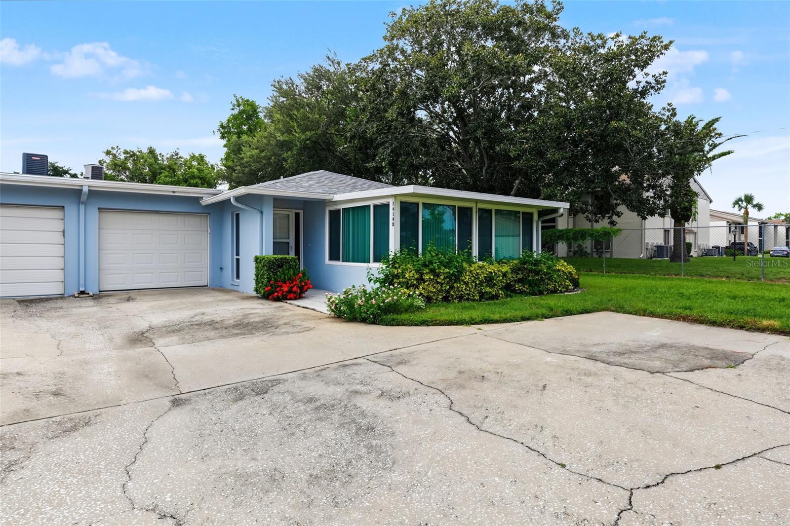 1614 Berwick Ct #d Property Photo 23