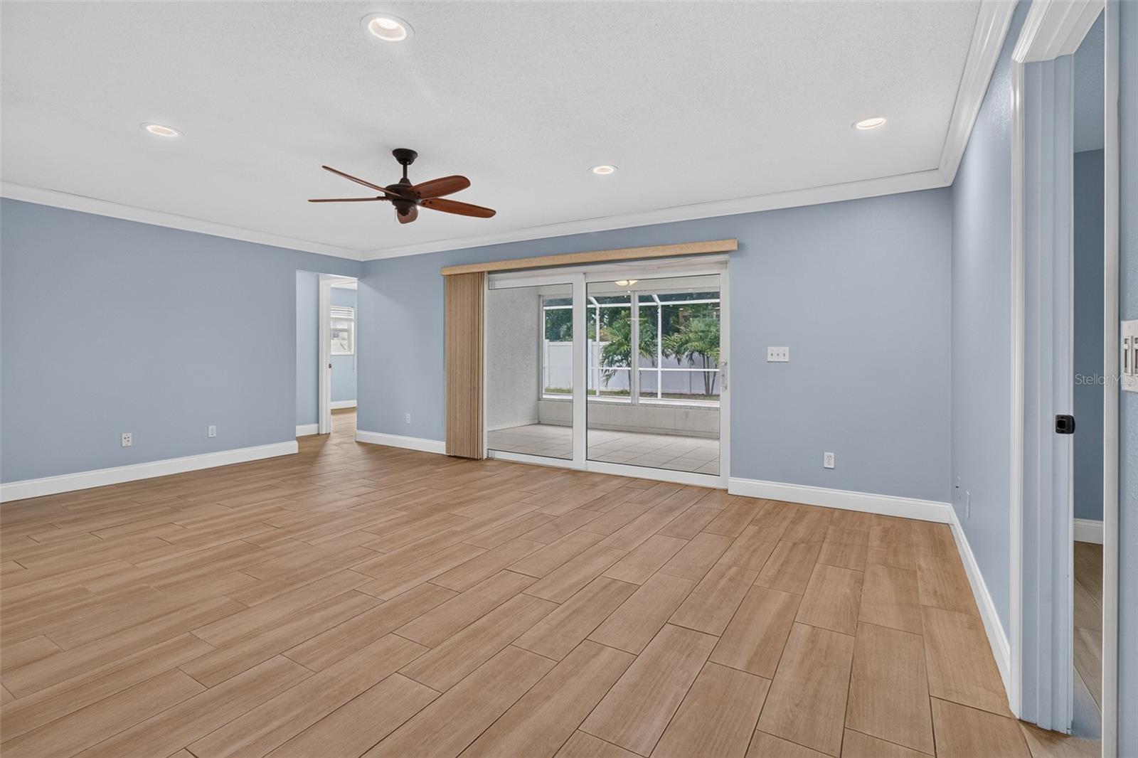 12499 82nd Ter Property Photo 5
