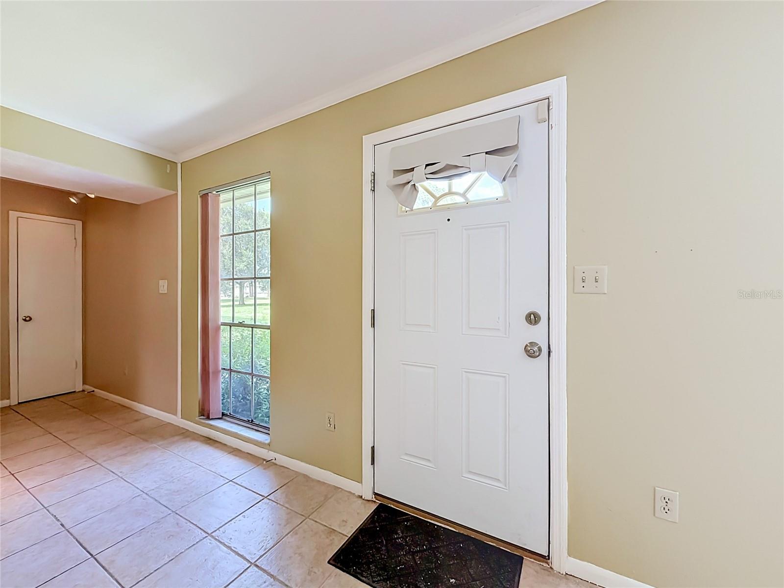 4375 Shadow Crest Pl #34-1 Property Photo 7